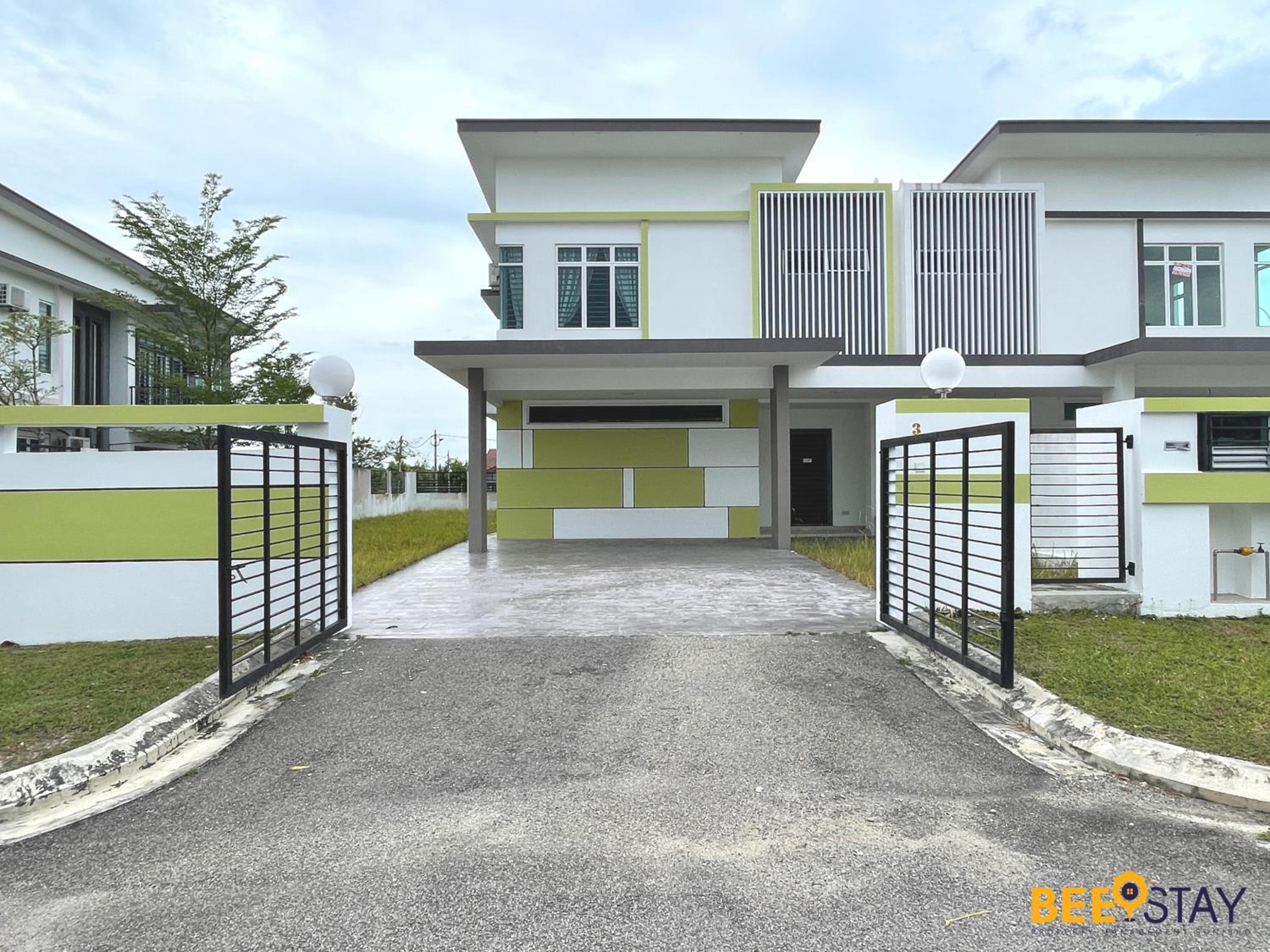 Desaru Arcadia Cozy Huge Villa 11-16pax Wifi Netflix 5 Mins to Desaru Beach photo 6