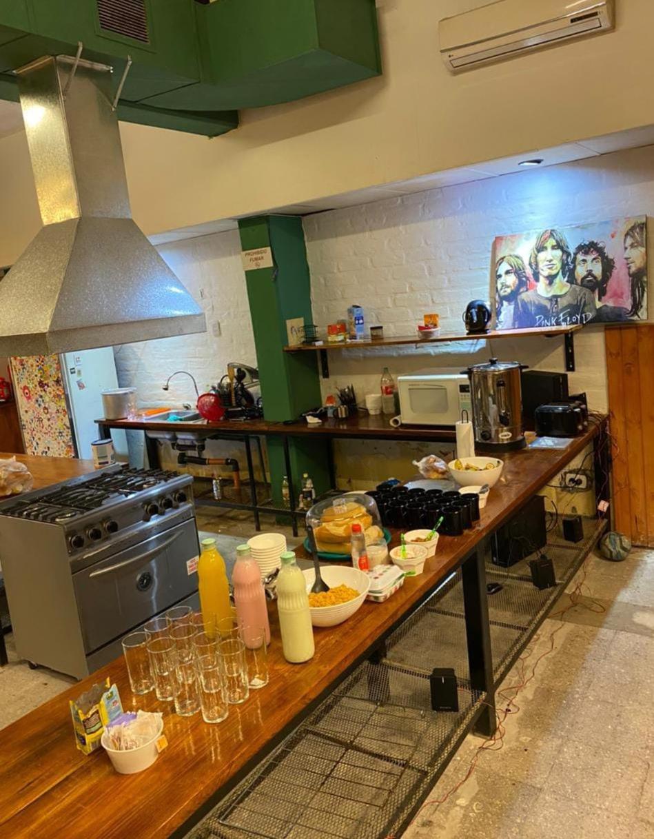 Clover Hostel