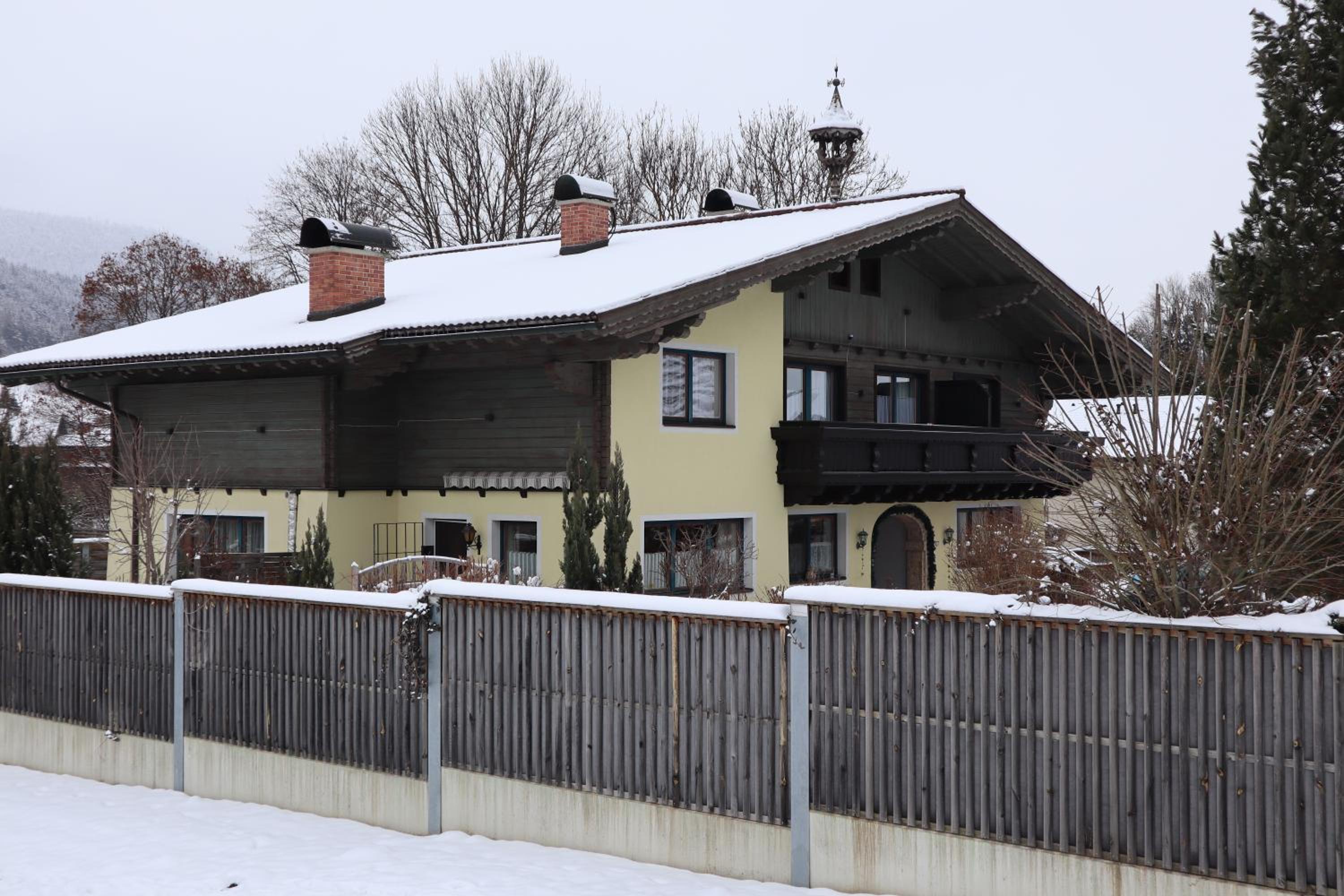 Landhaus-Appartements Warraich