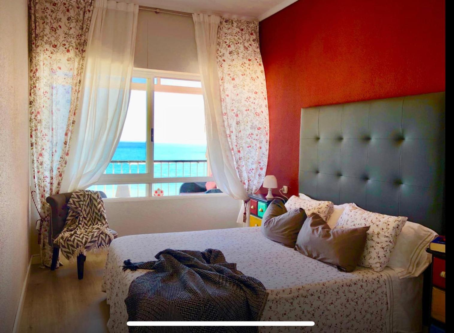 Apartment with Terrace and Sea View