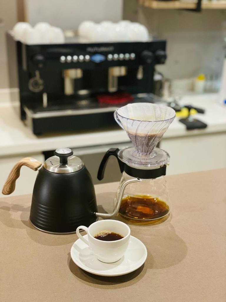 Reset (Hotel-Cafe-Coworking)