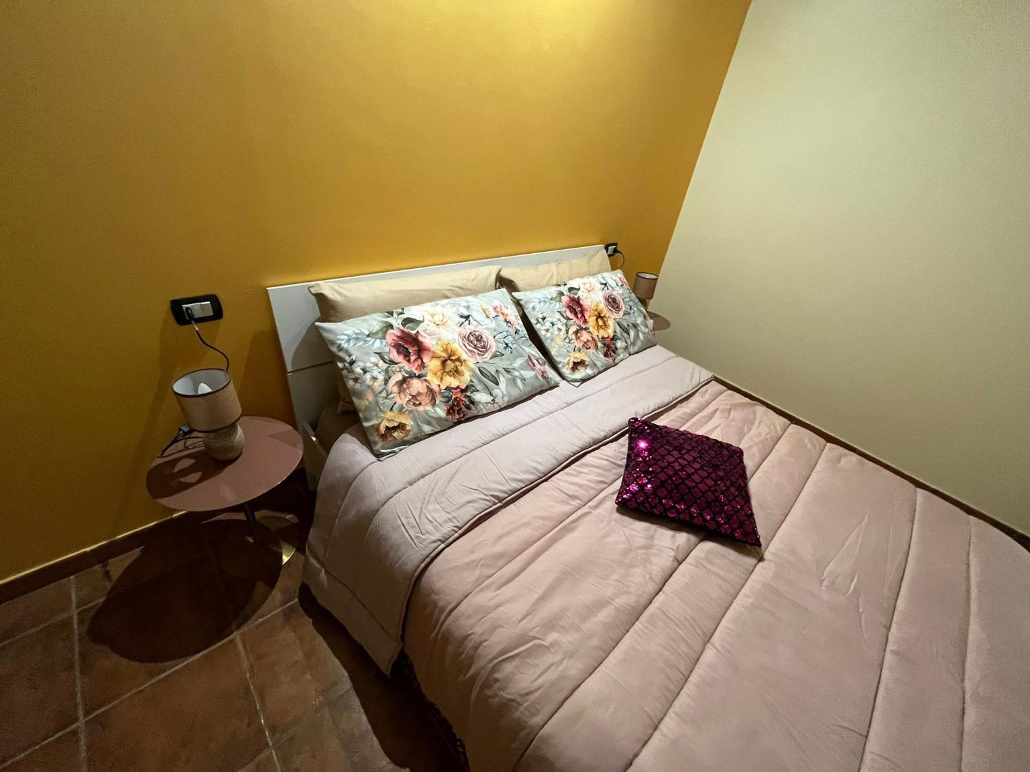Villa Isabella alloggi e camere con parcheggio interno custodito