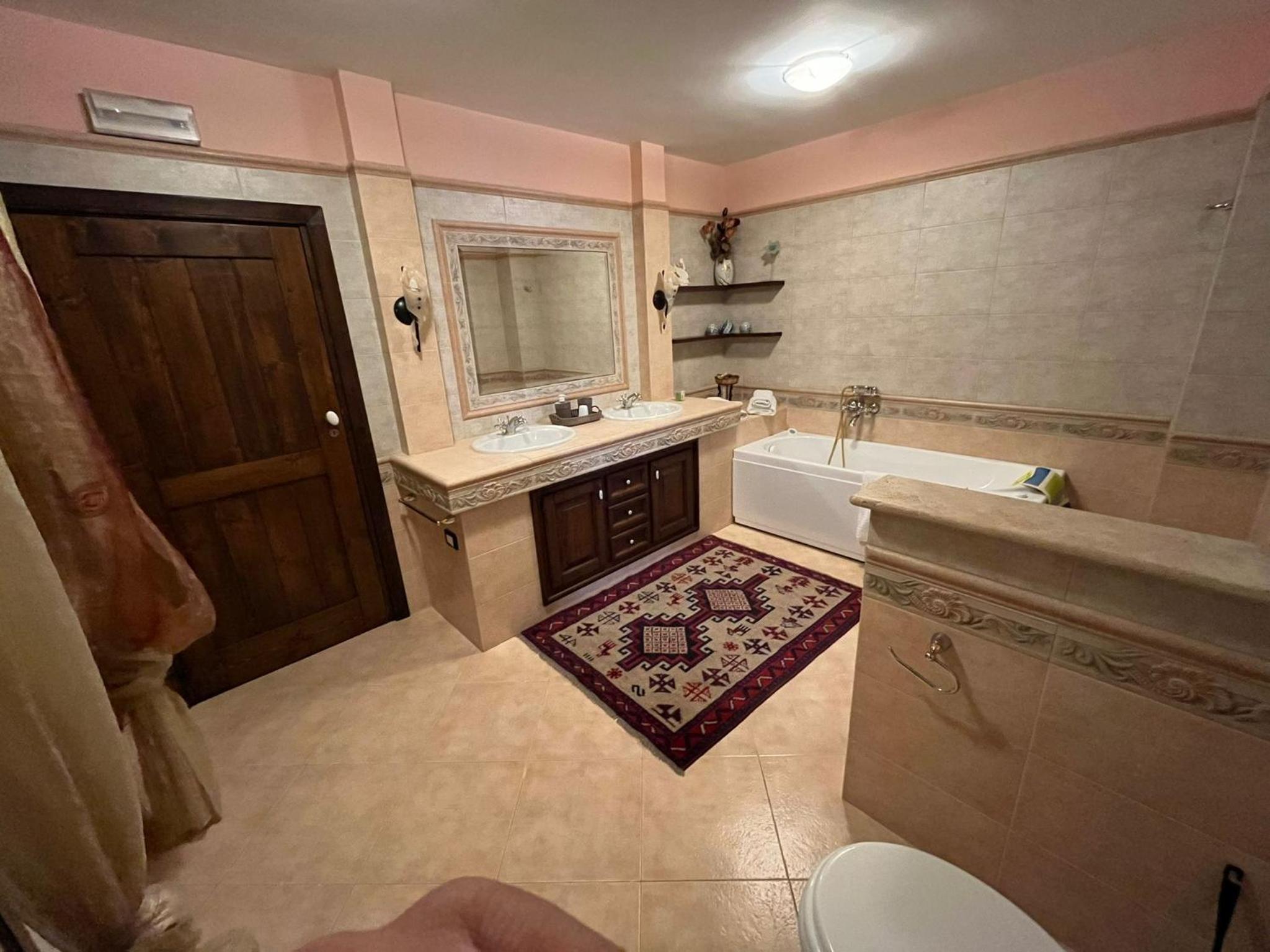 Villa Isabella alloggi e camere con parcheggio interno custodito