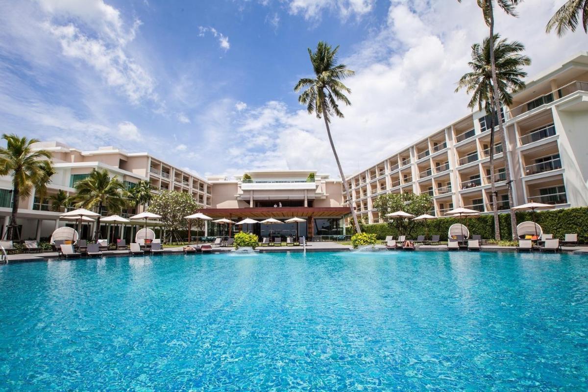Hotel Phuket Panwa Beachfront Resort