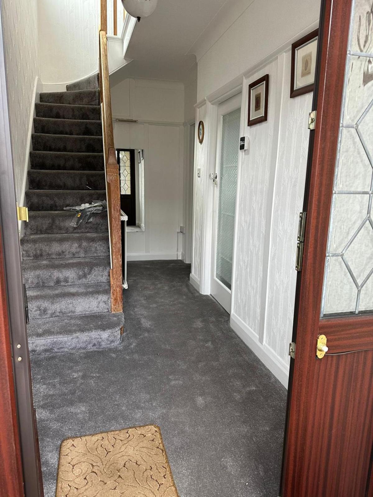 Amazing and Romantic O2 Arena 4 Bedrooms House free parking