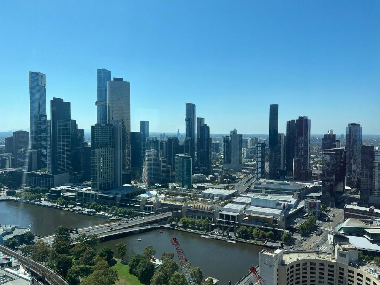 Pars apartments - Melbourne Quarter- unique View of city and Yarra