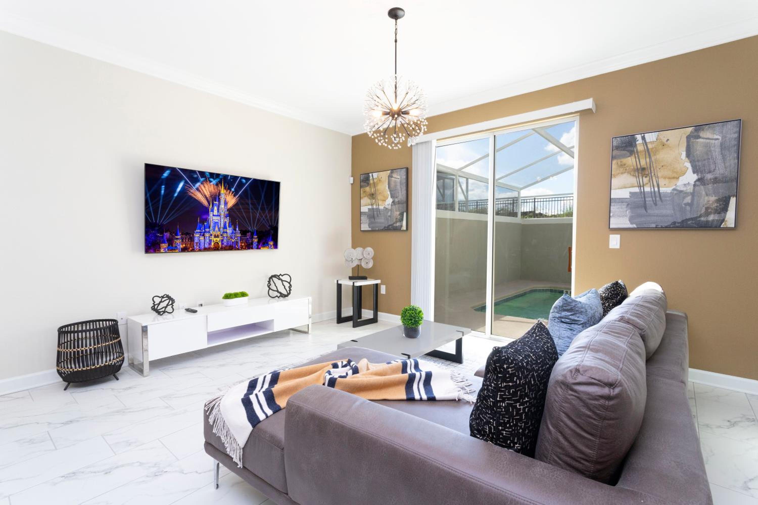Gorgeous 4 Bd w/ Pool at Champions Gate Resort 1020