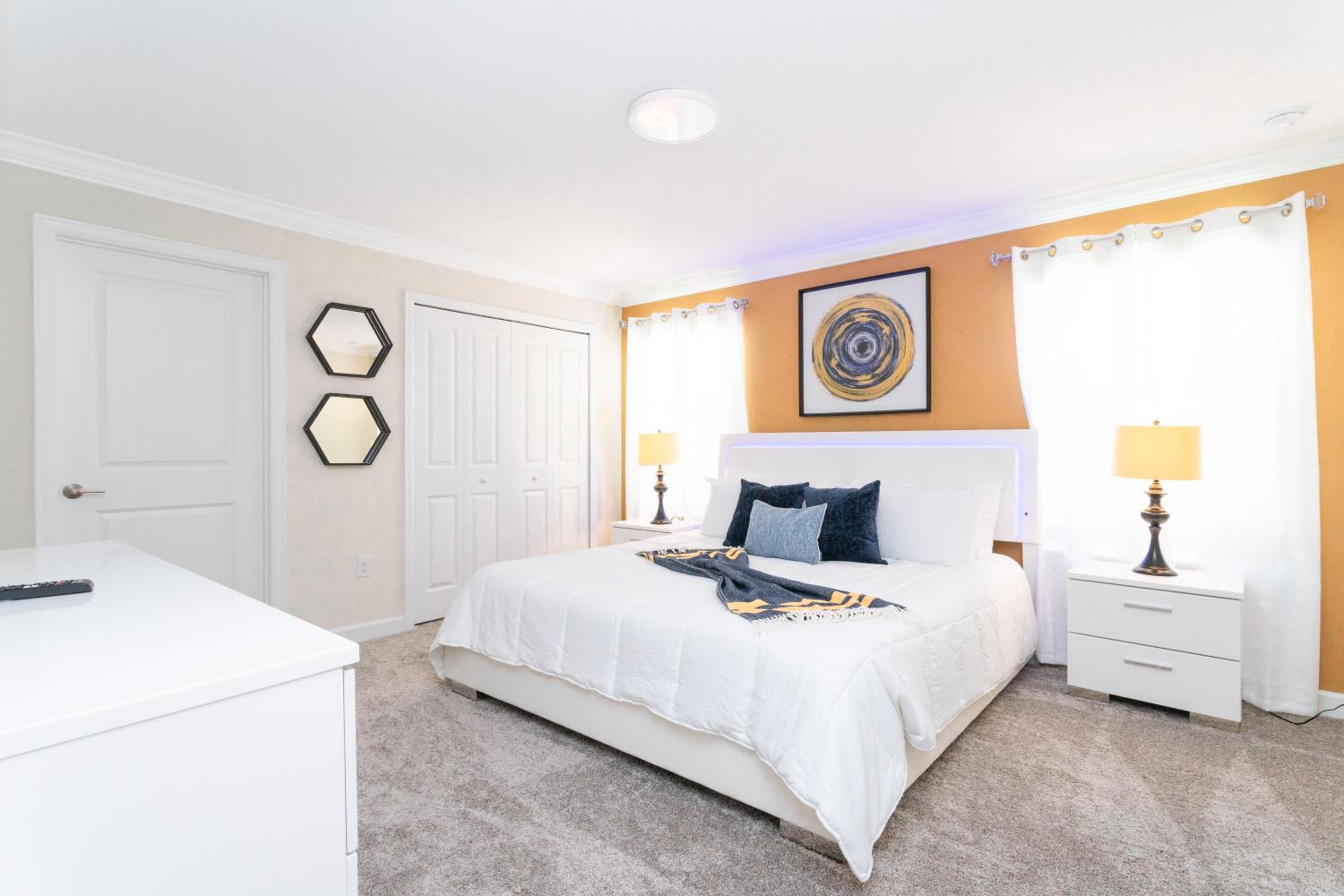 Gorgeous 4 Bd w/ Pool at Champions Gate Resort 1020