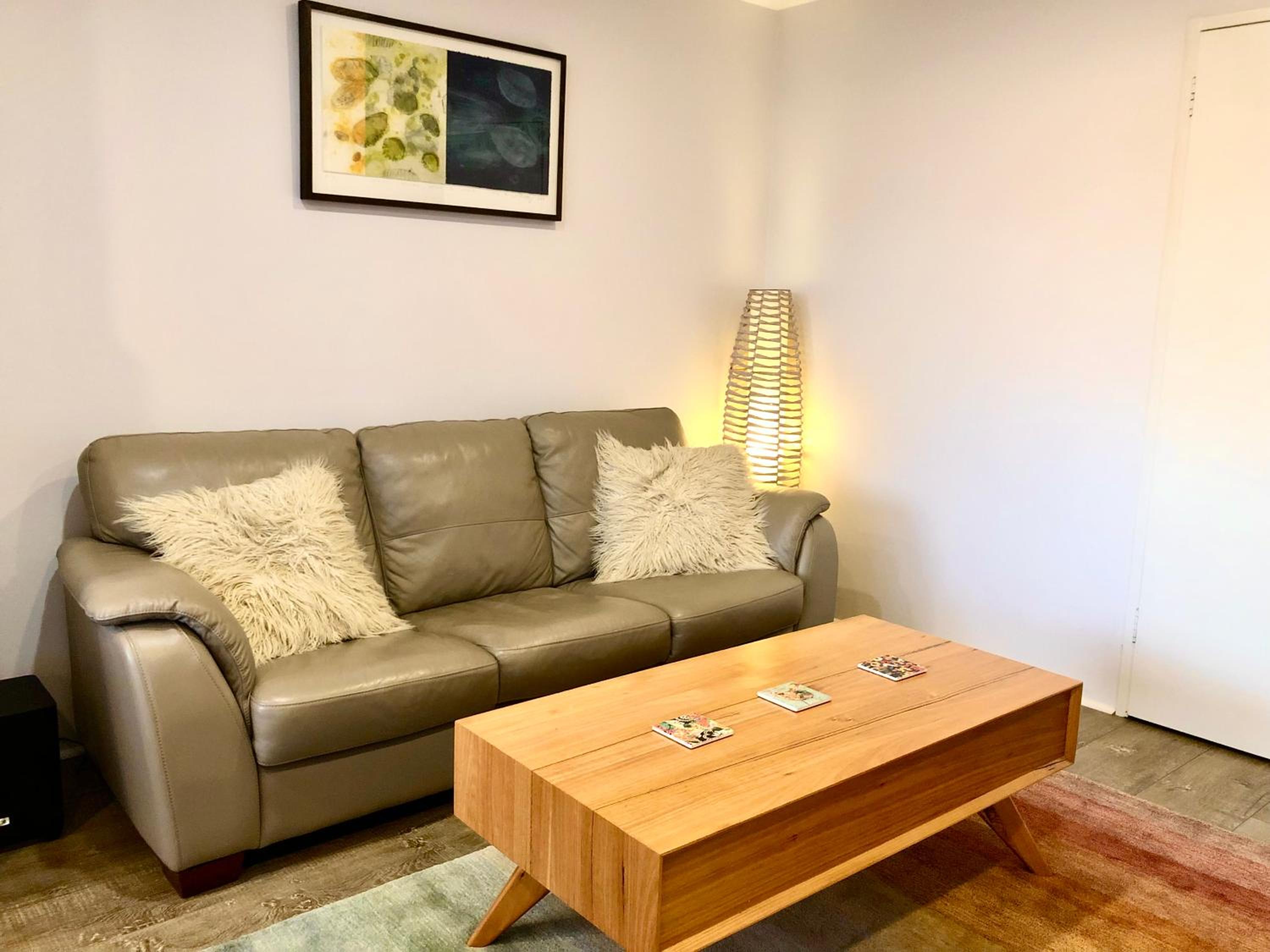 Hobart Vacations - Scarlett's by Salamanca - Property Image 5