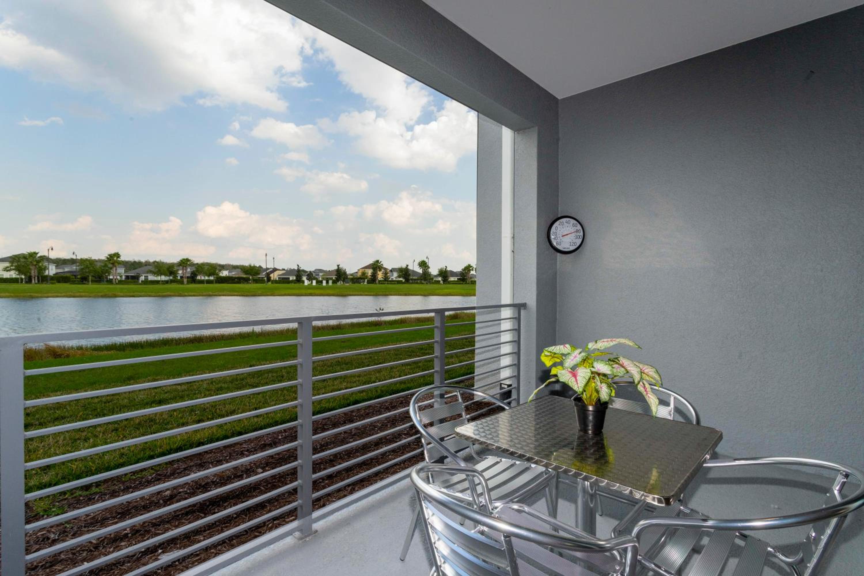 Stunning 2Bd Apto Close to Disney @ Storey Lake 105P 3171