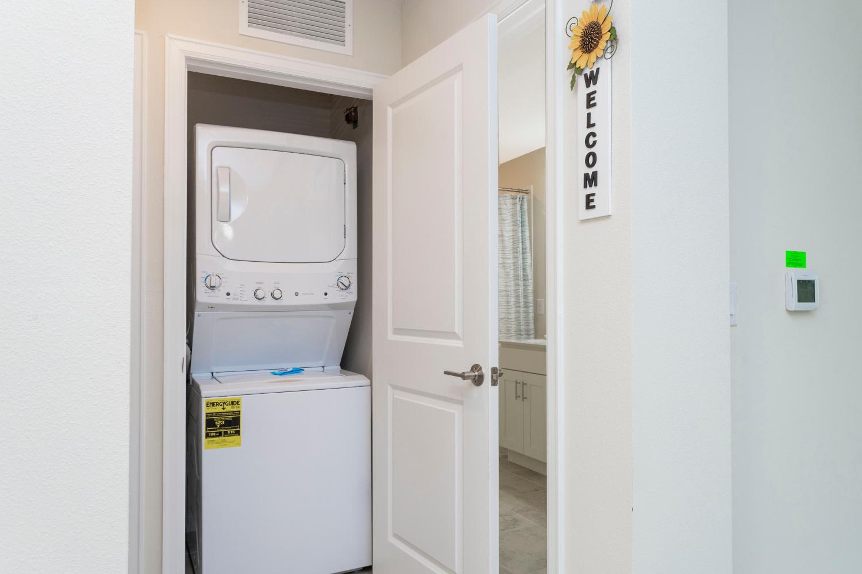 Stunning 2Bd Apto Close to Disney @ Storey Lake 105P 3171