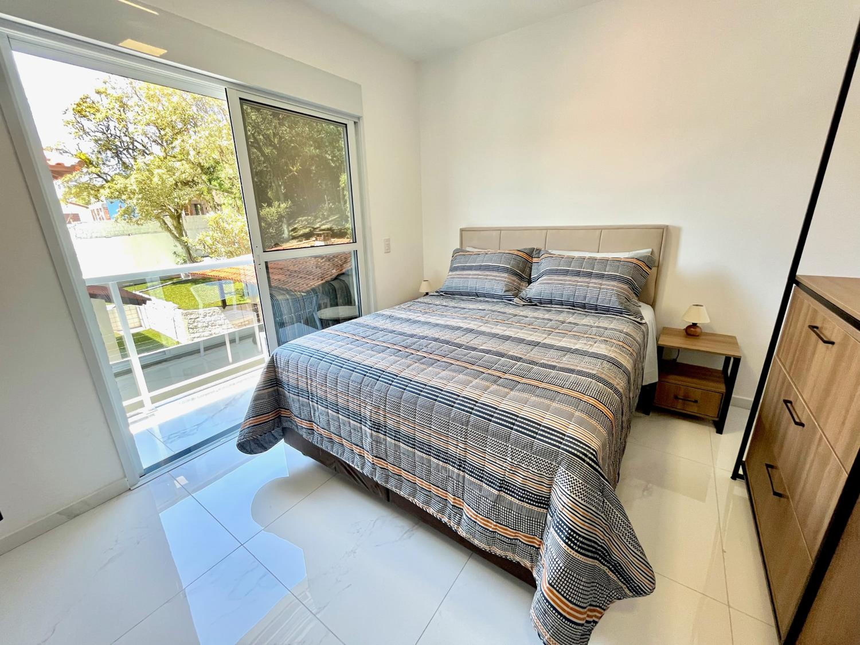 Sensacional duplex novo na praia dos Ingleses