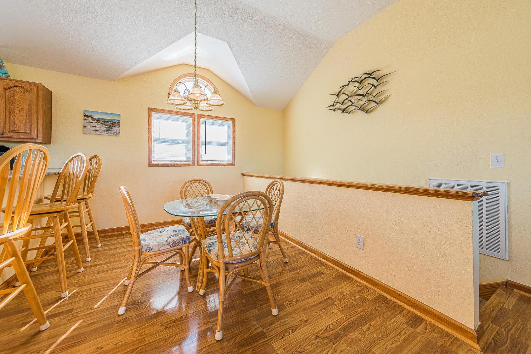 Catching Rays - Corolla, Ocean Sands, 525 Yds to Beach, Pool, Hot Tub, Pool Table, Fireplace, Flex Stays