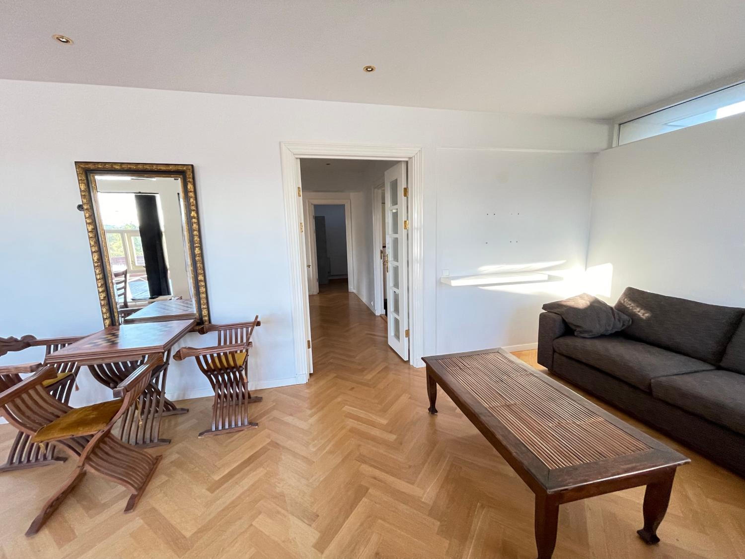 Big Villa centrally located in Reykjavik view 5