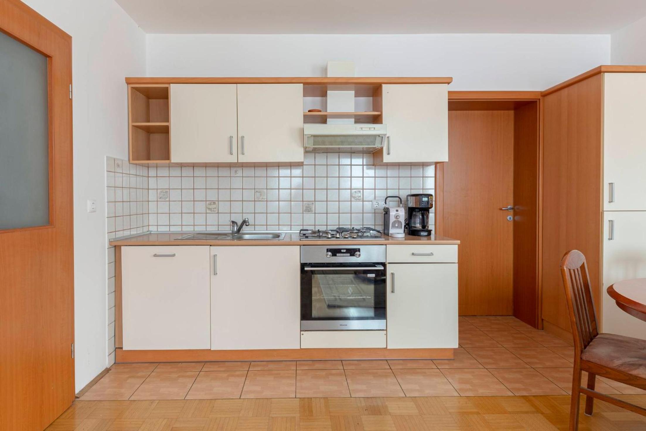 Apartma Ana