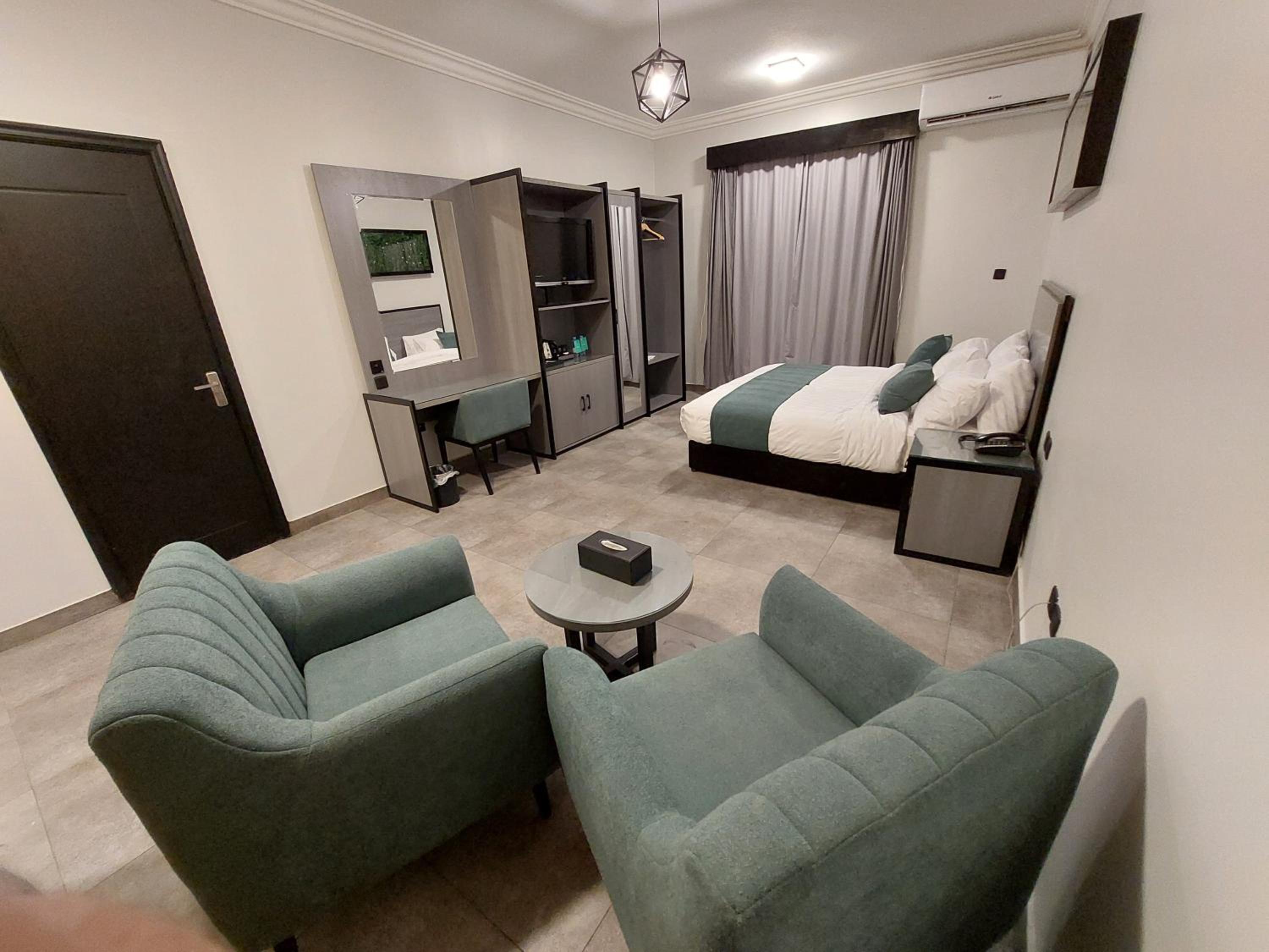 Karims Hotel