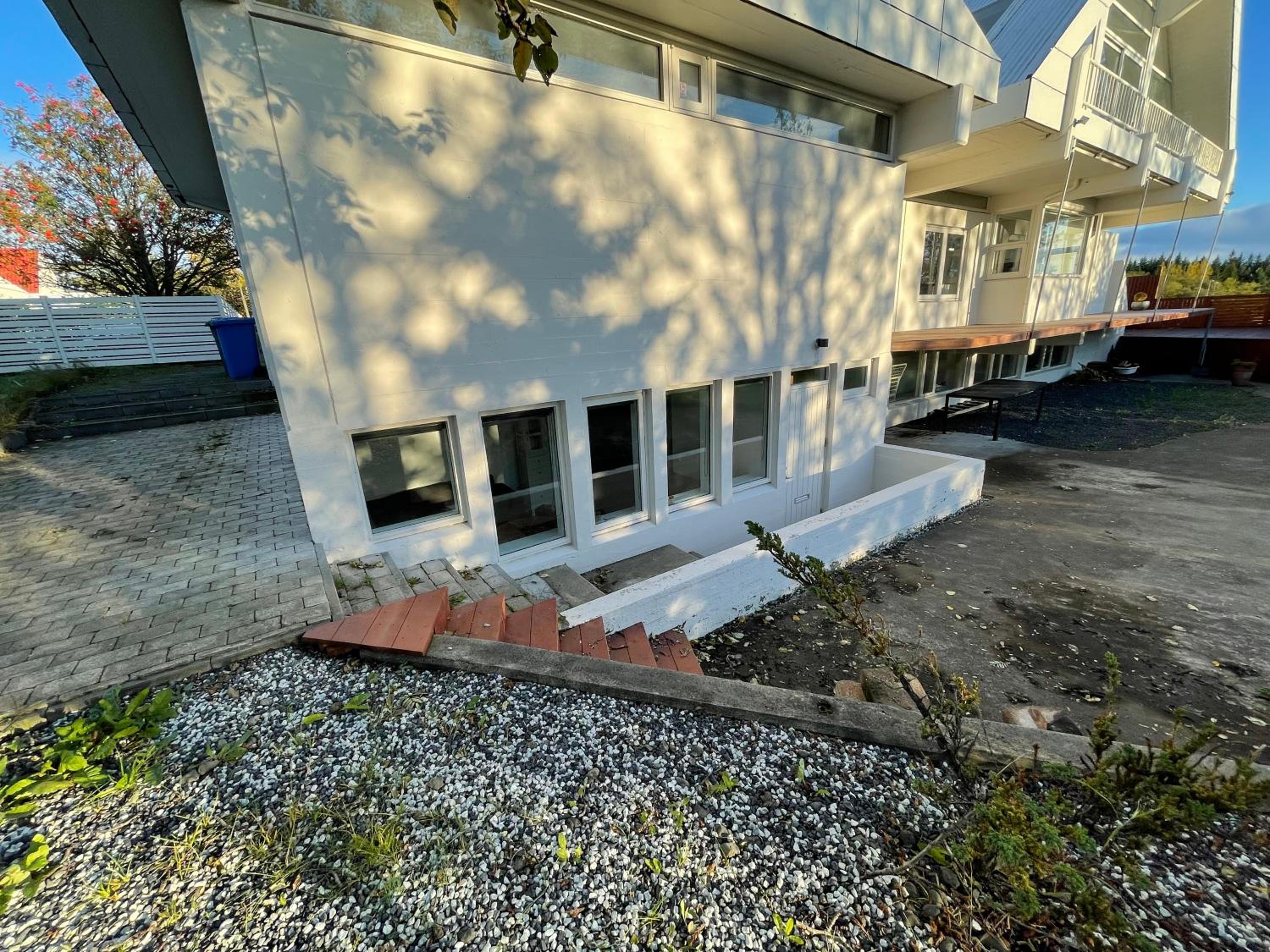 Photo 36