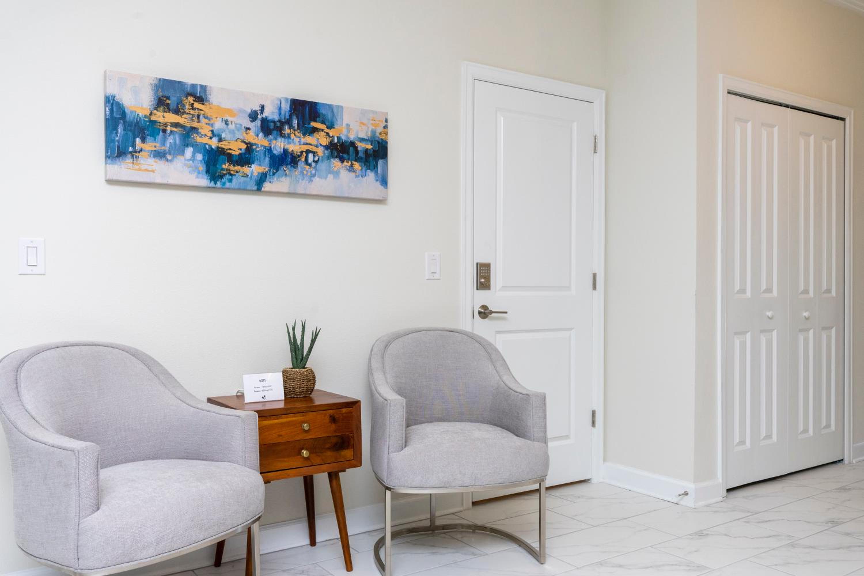 Stunning 5 Bd w/ Pool Close to Disney 2905