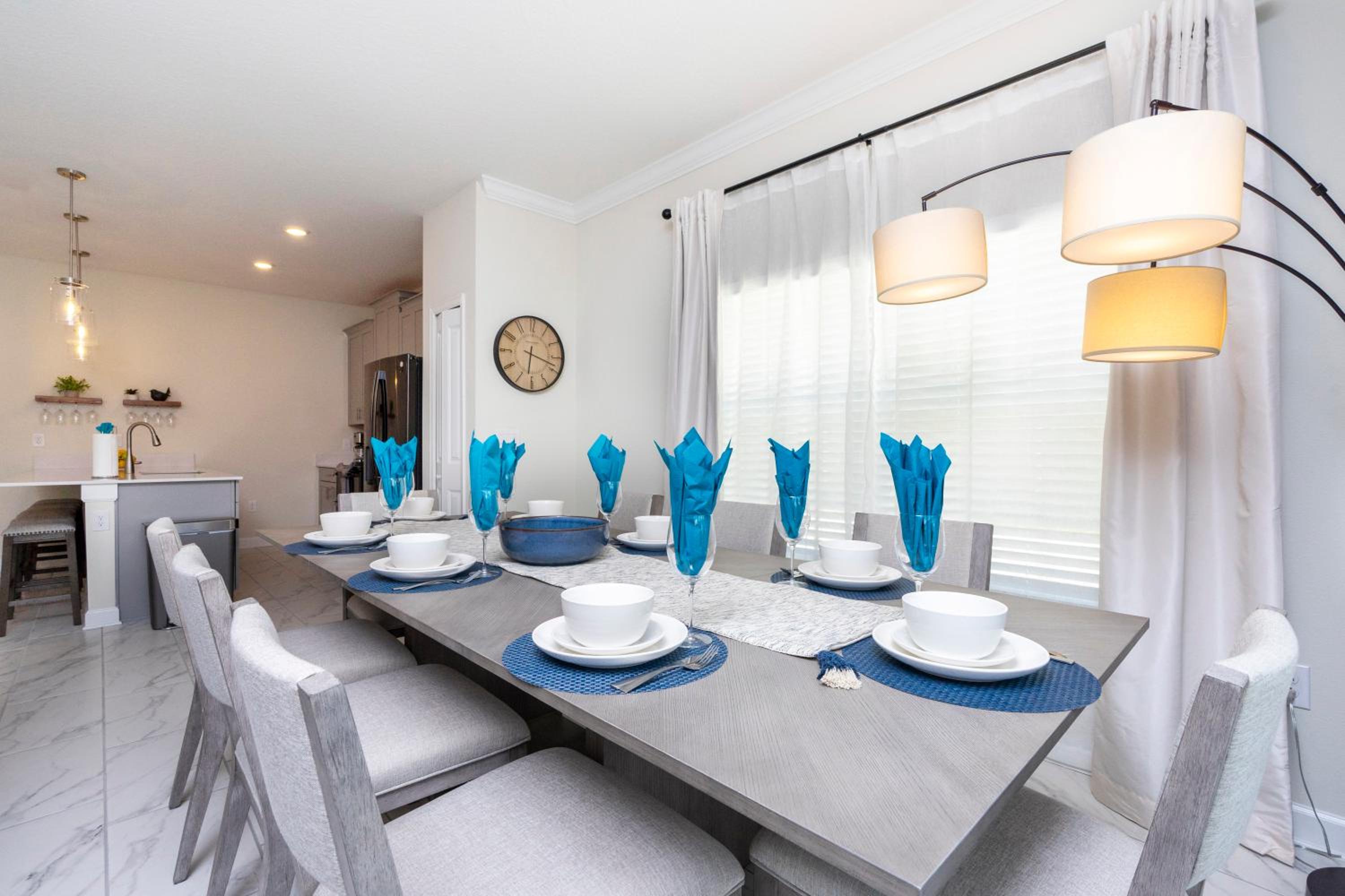 Stunning 5 Bd w/ Pool Close to Disney 2905