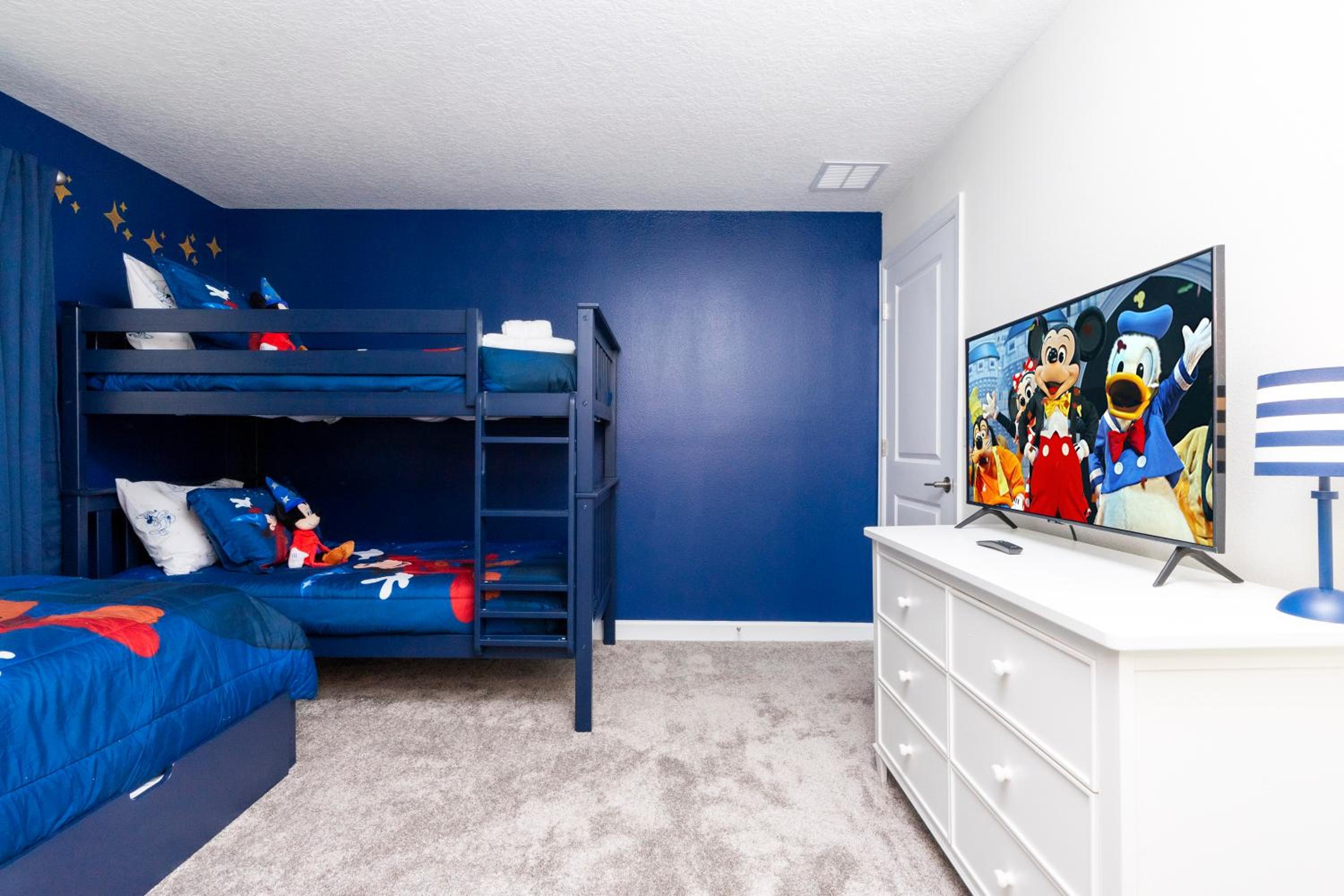 Stunning 5 Bd w/ Pool Close to Disney 2905