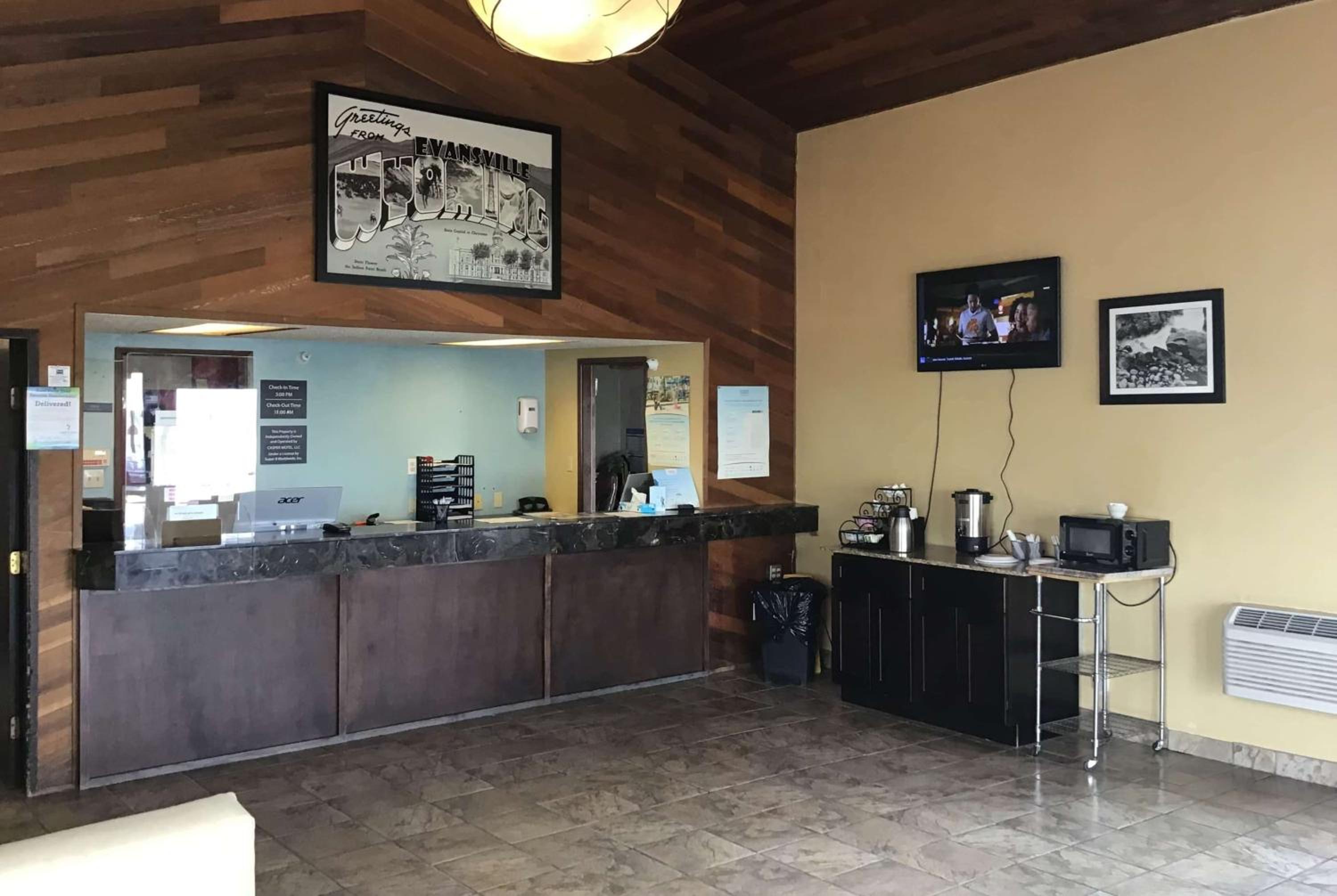 Casper Vacations - Super 8 by Wyndham Casper East/Evansville - Property Image 5