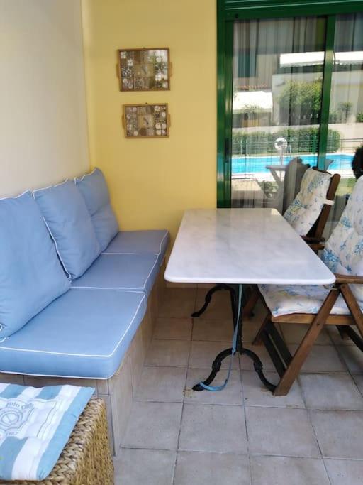 Luxury Apartment with Pool View photo 4