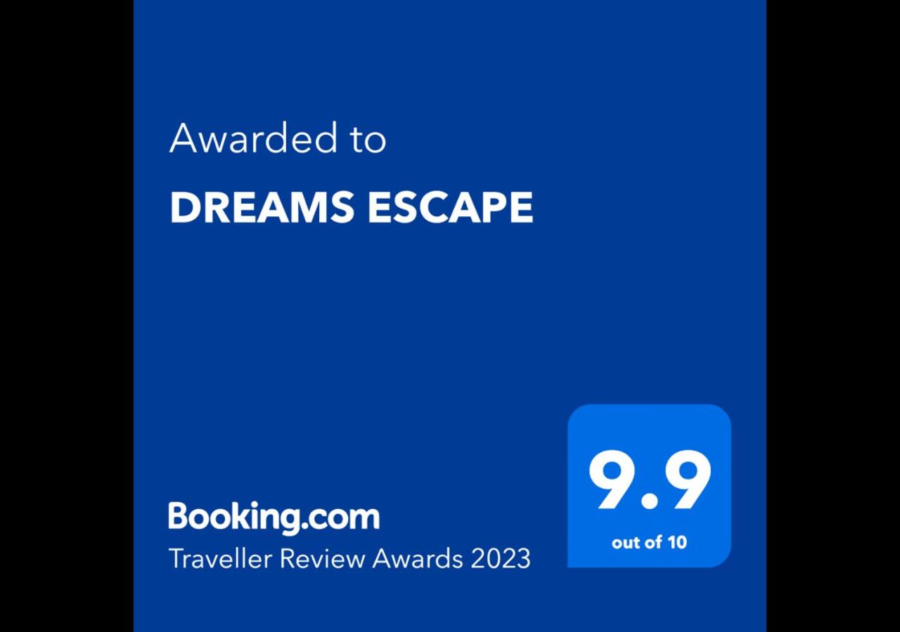 DREAMS ESCAPE view 2