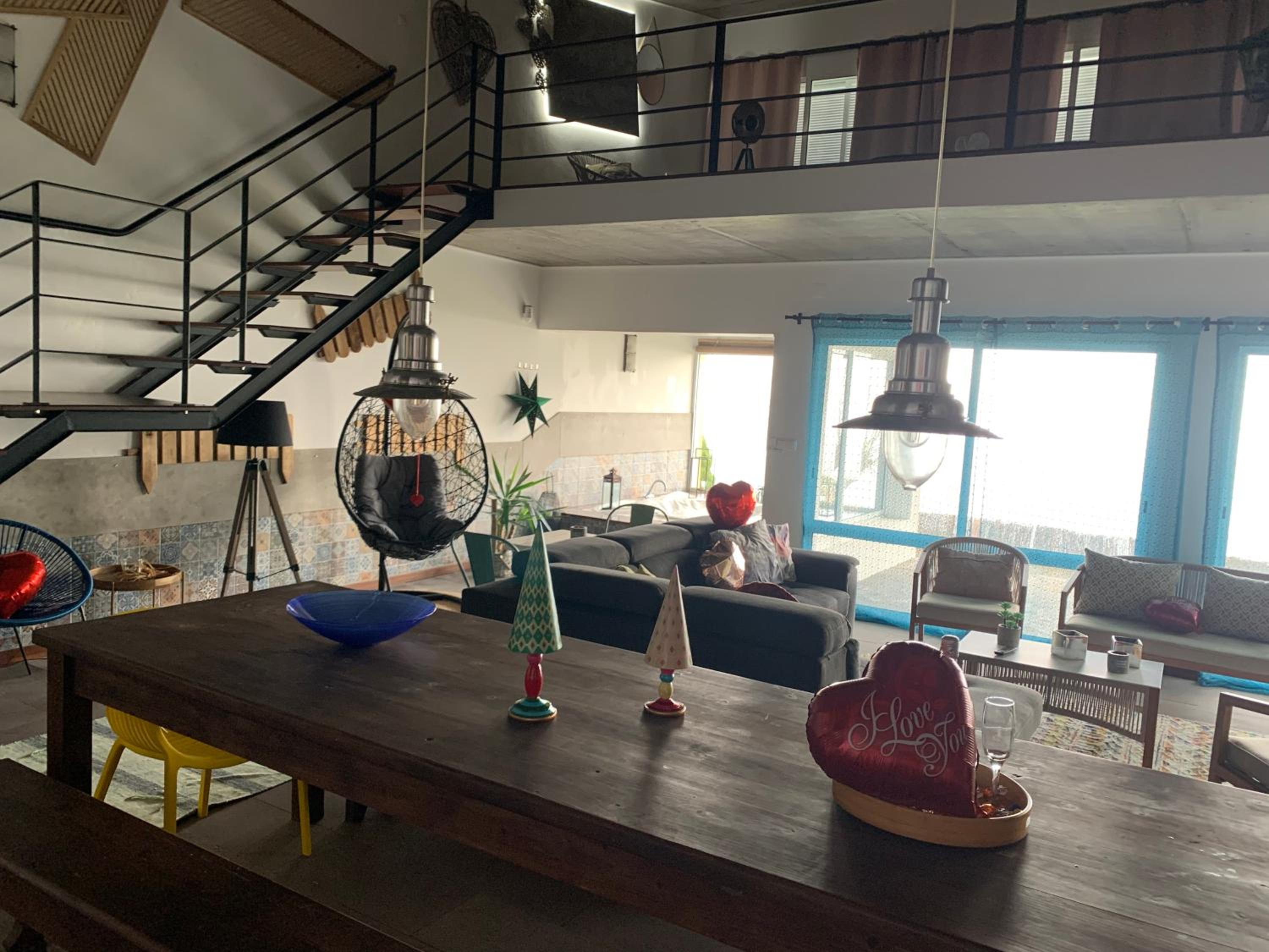 lounge