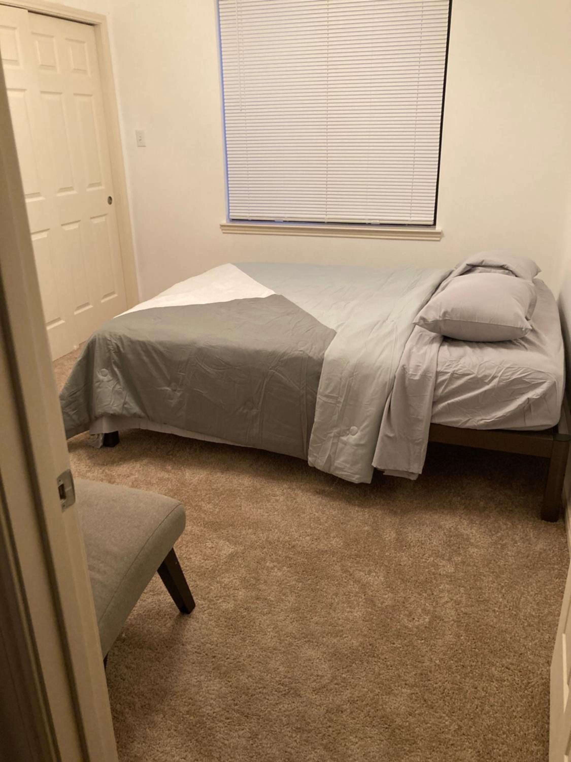 Private Room Near Downtown, Great Value