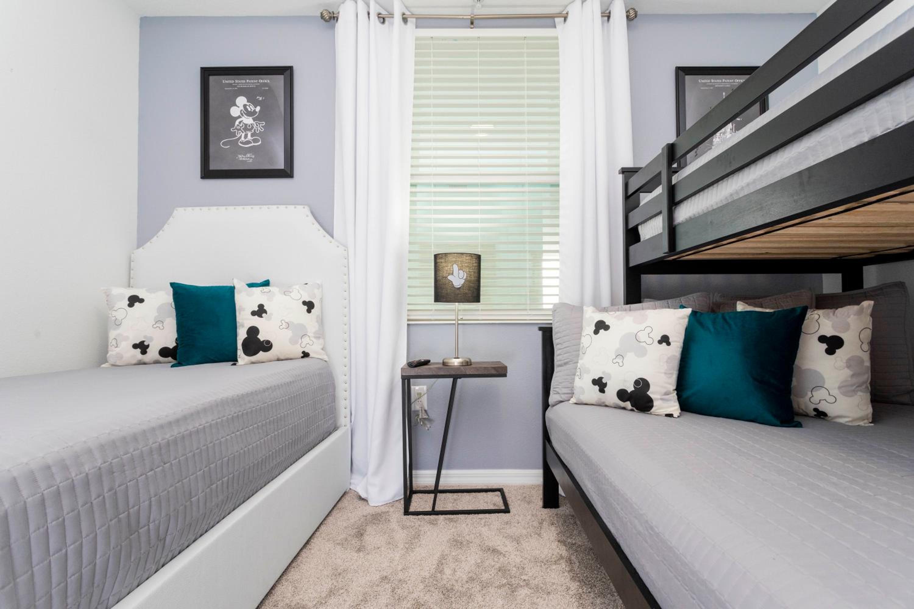 Gorgeous 2 Bedroom Apartment Close to Disney 305 31911