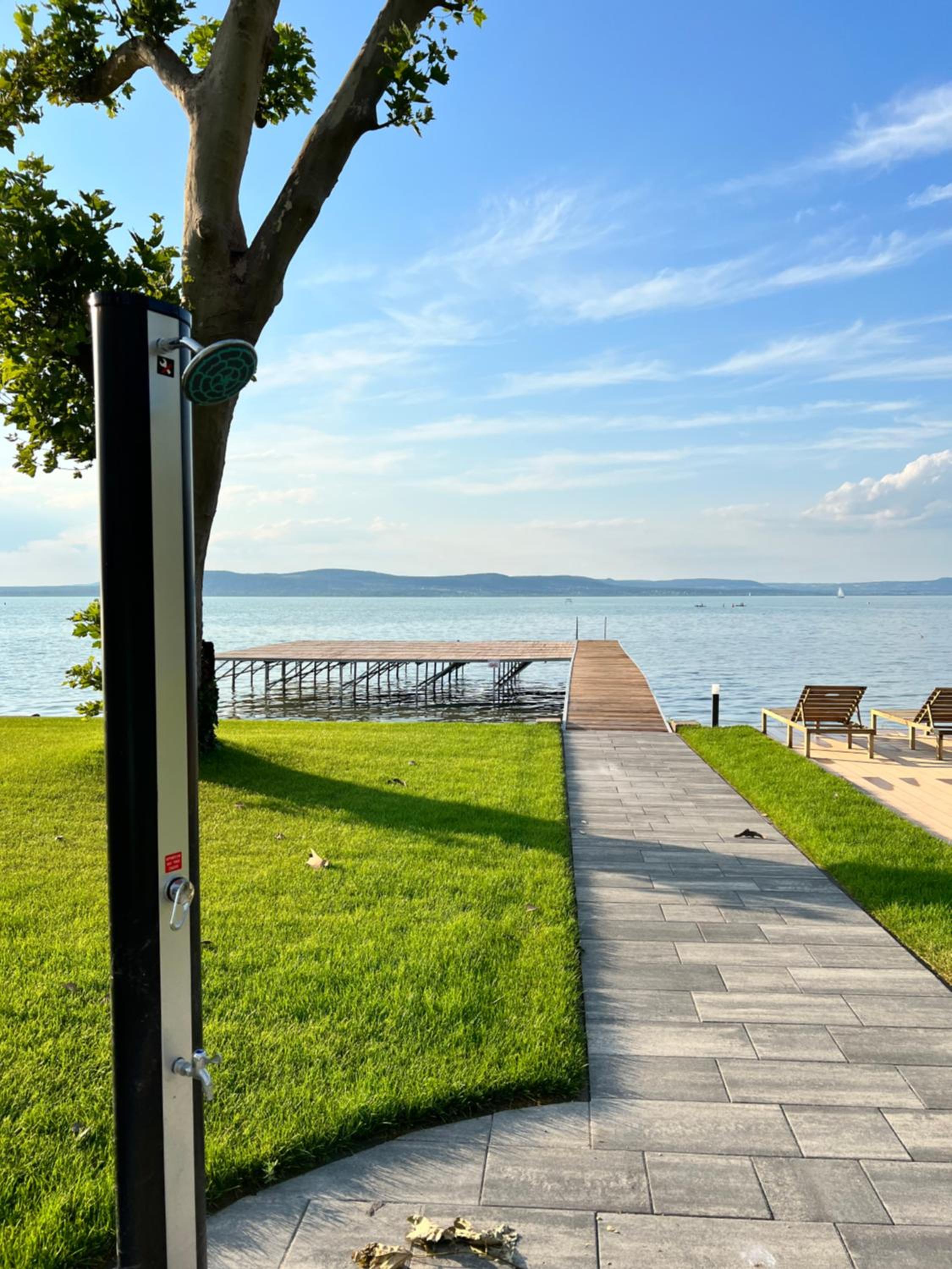 Platán Garden közvetlen vízparti apartman