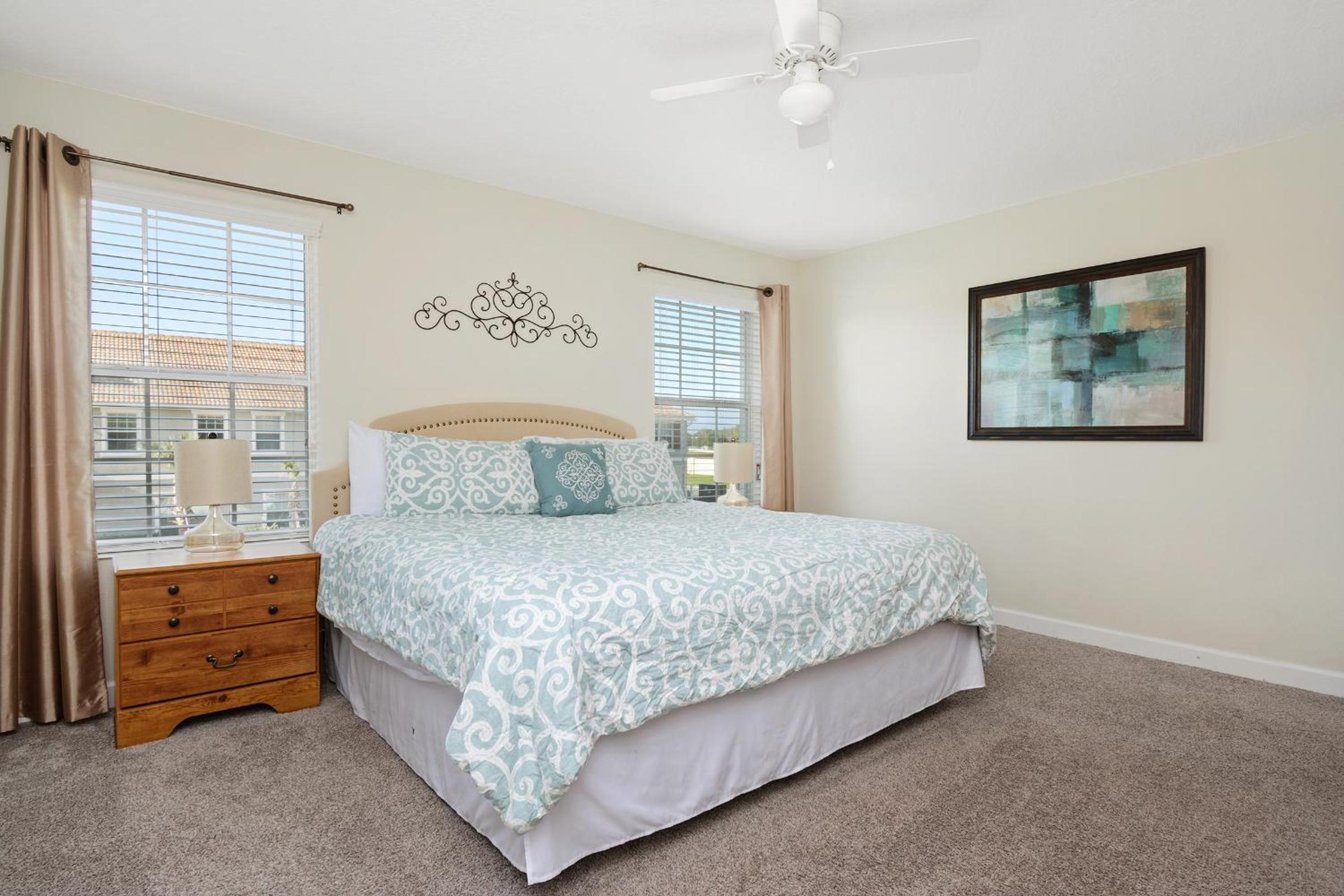 Four Bedrooms Home with Pool 3079 view 4