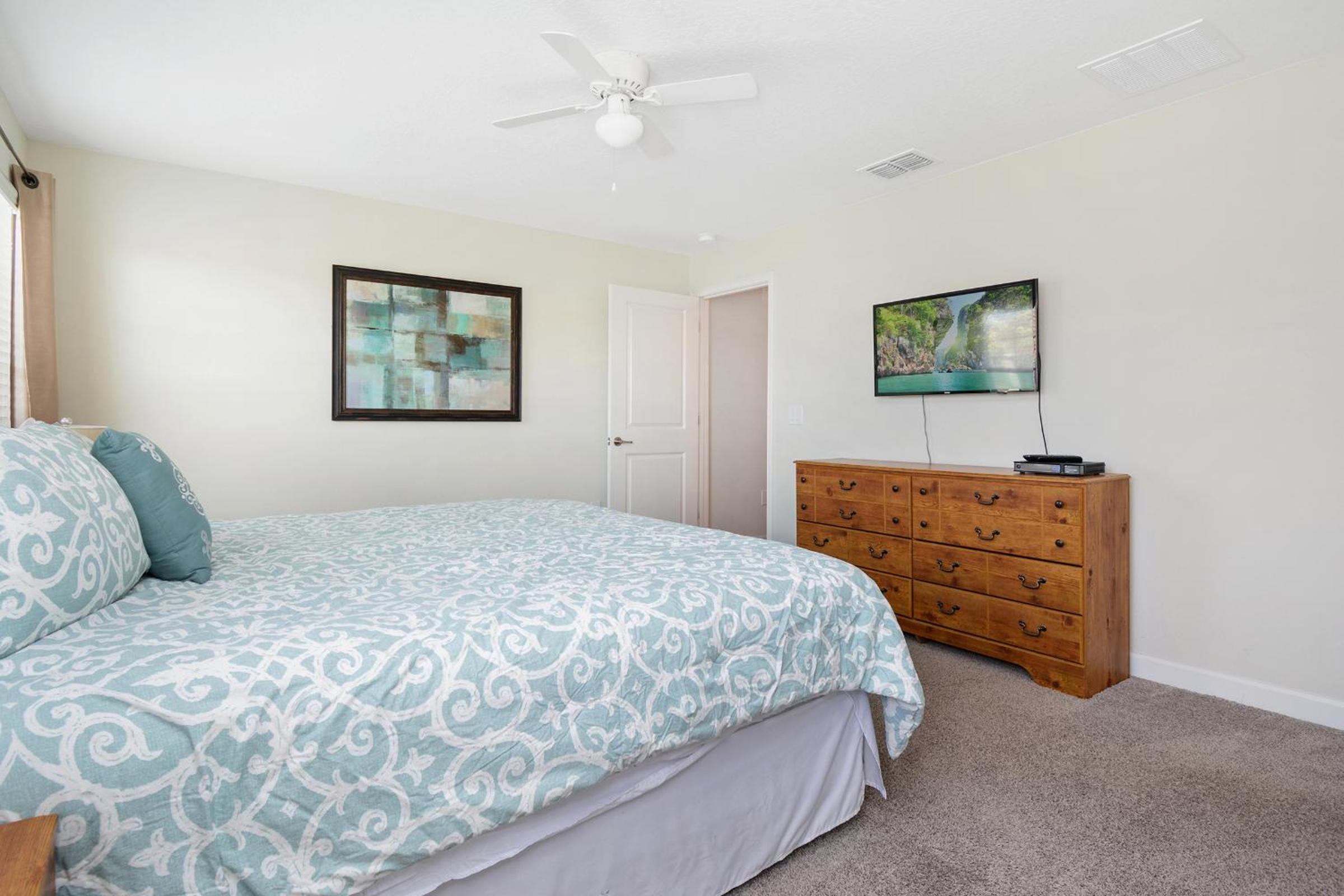Four Bedrooms Home with Pool 3079 view 5