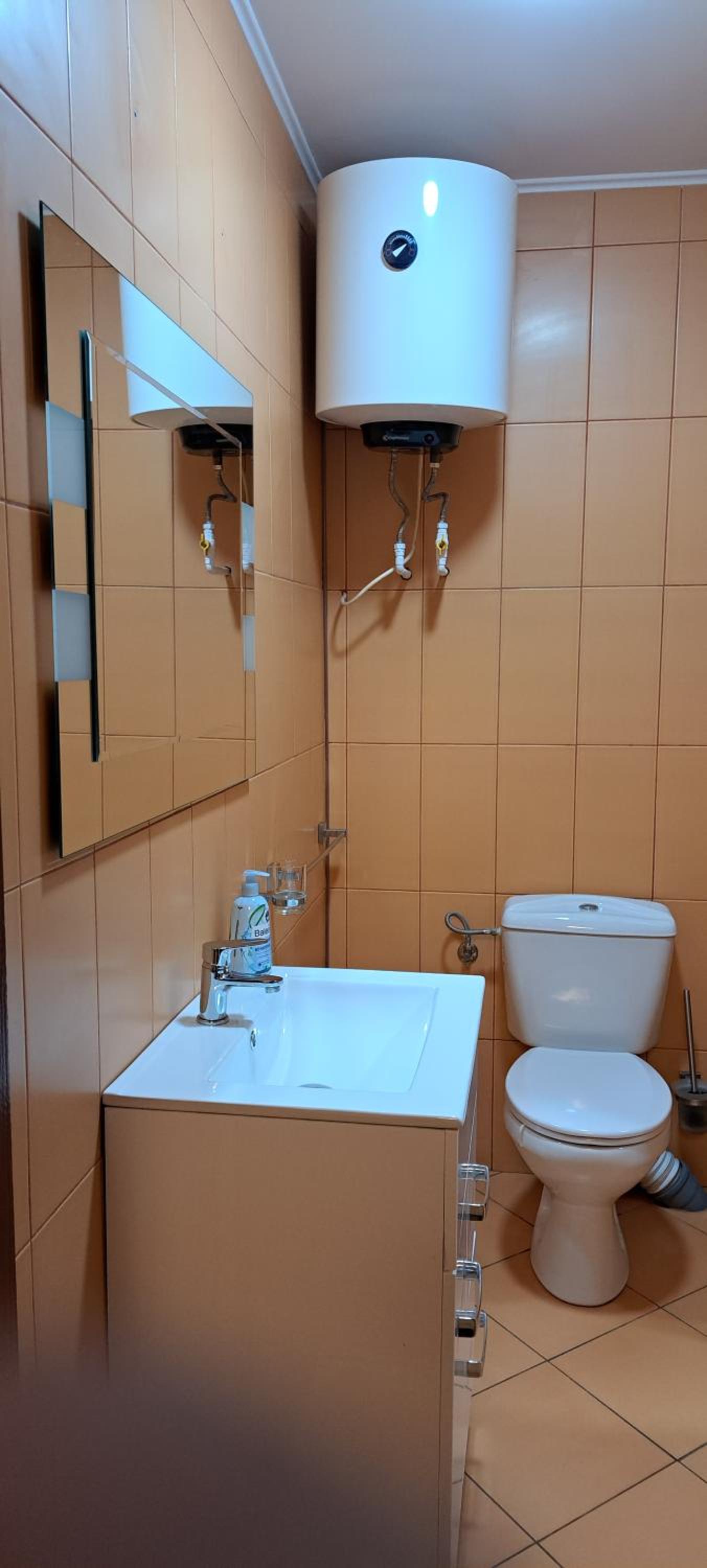 Photo 9