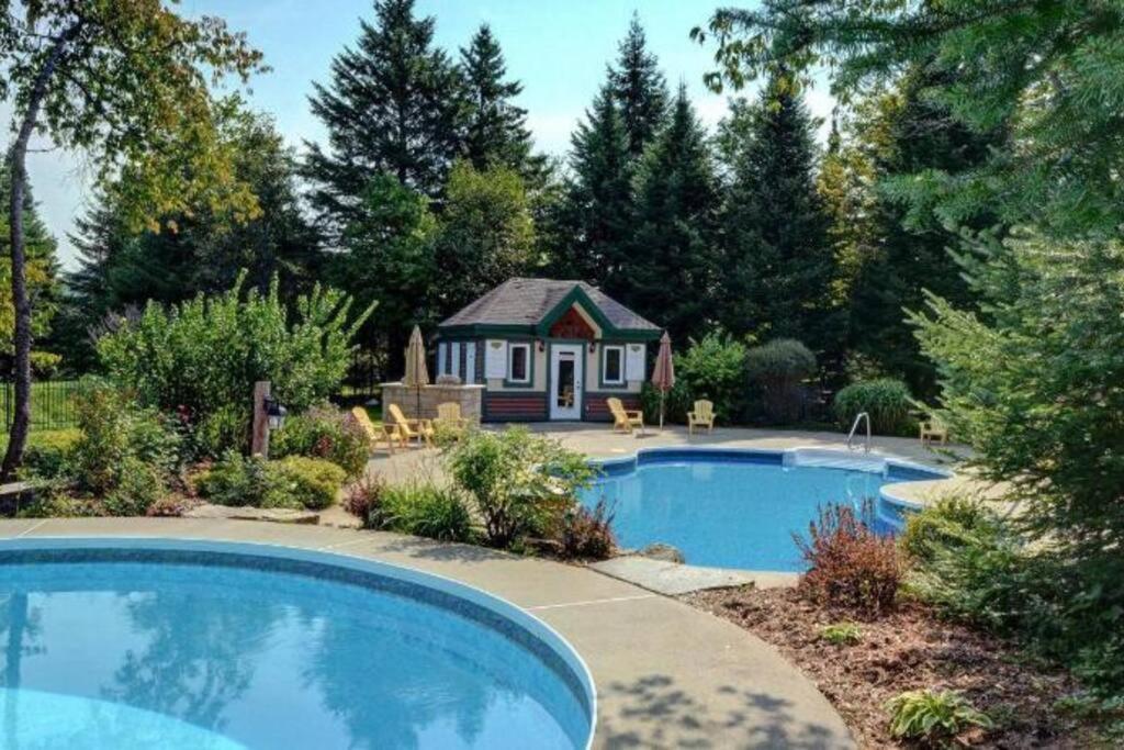 Excellent Townhome On Golf Course w/3 Bdrm 2 Bath