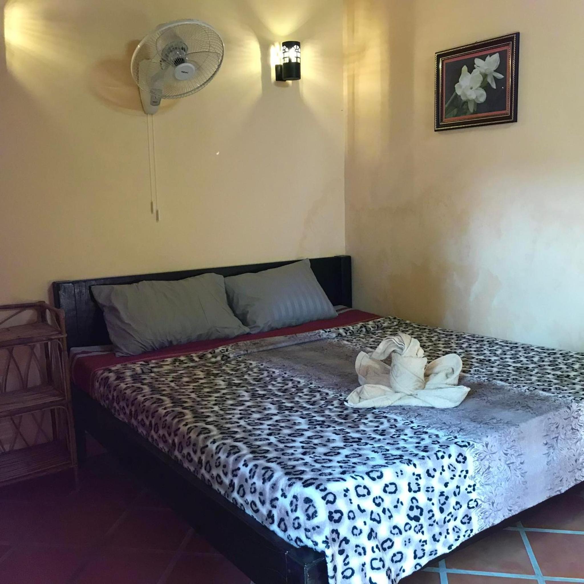 Captain Chim's Guest House