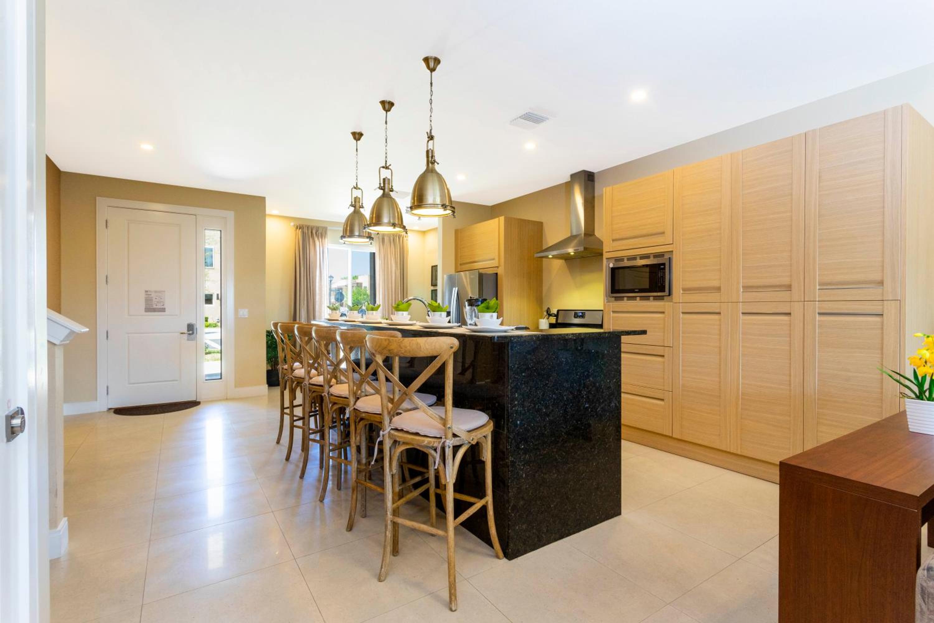 Stunning 4 Bd Close To Disney @ Magic Village 3247