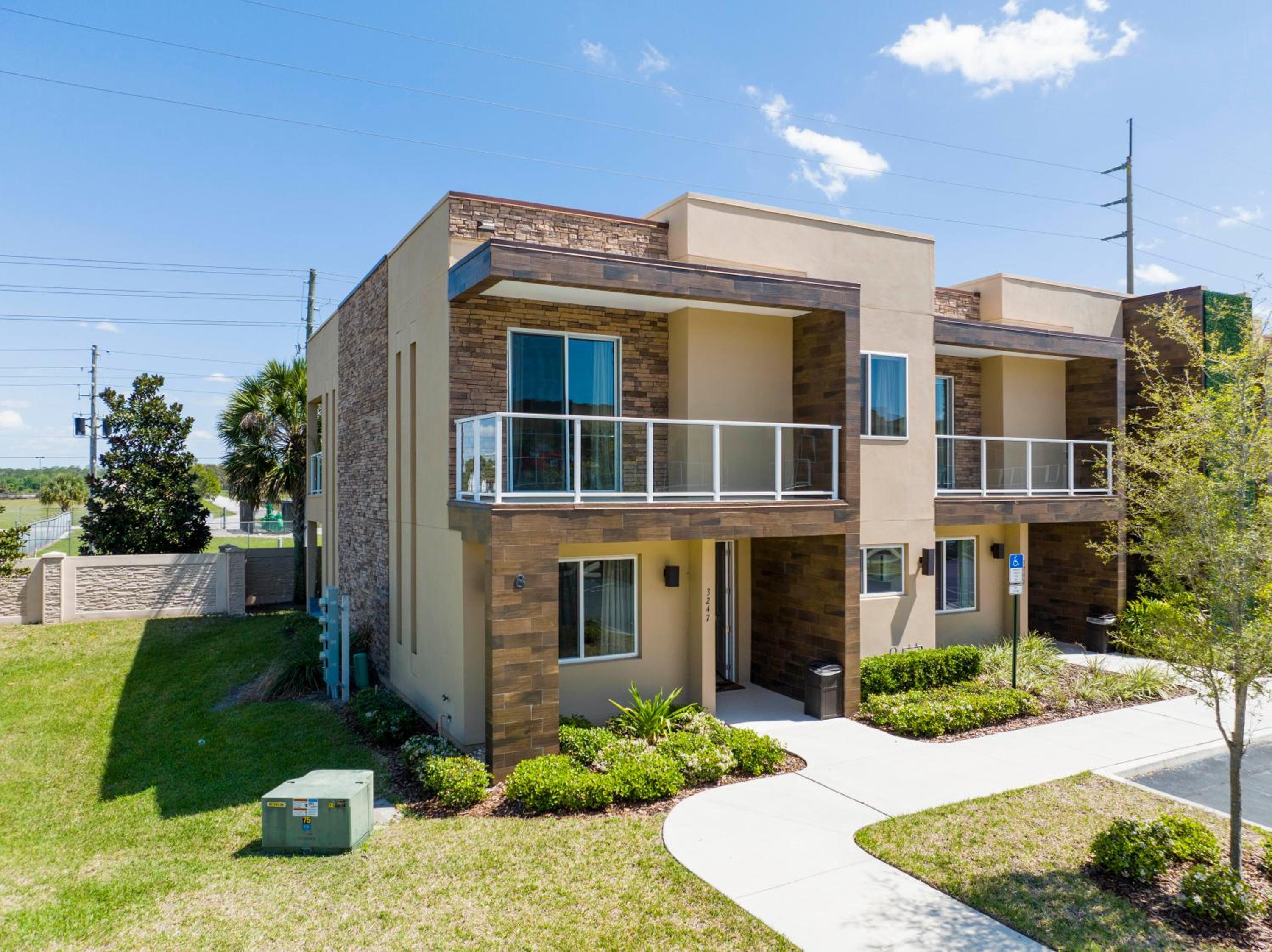 Stunning 4 Bd Close To Disney @ Magic Village 3247