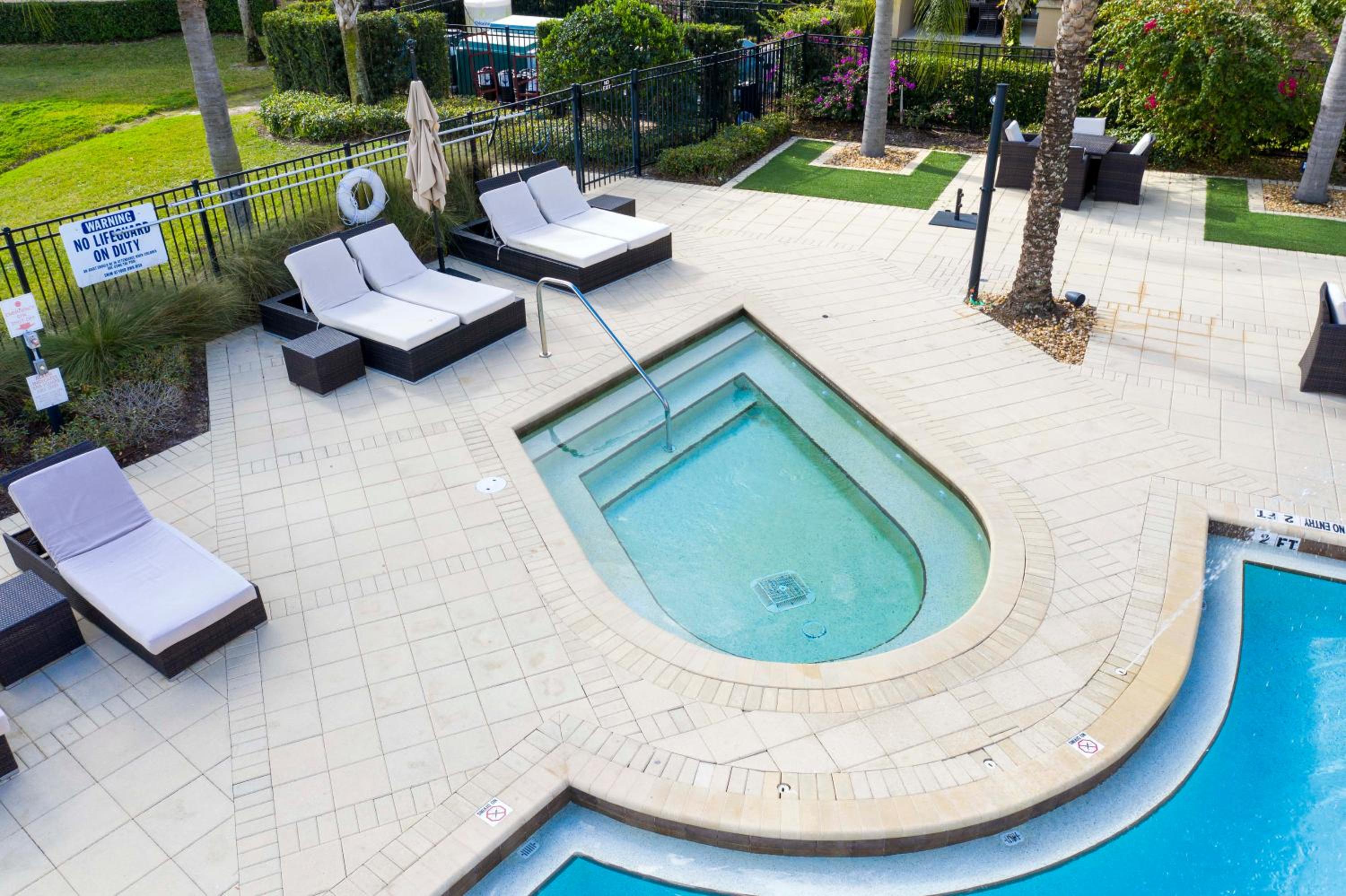Stunning 4 Bd Close To Disney @ Magic Village 3247