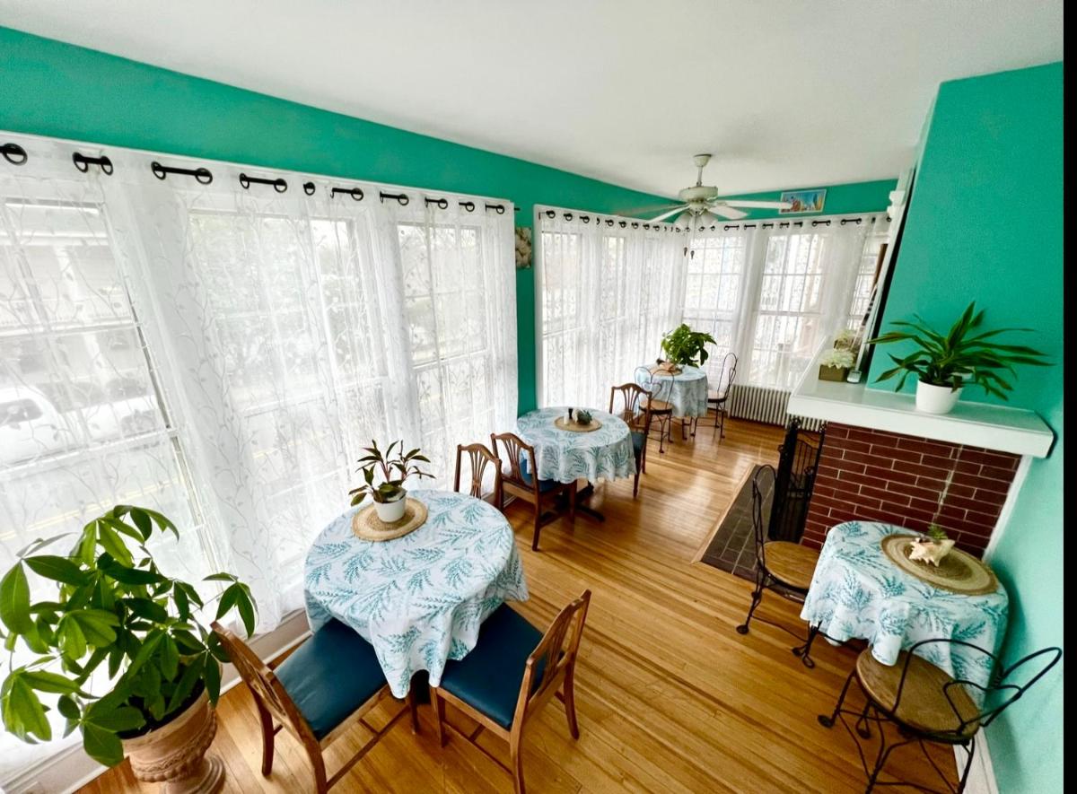 Atlantic House Bed & Breakfast