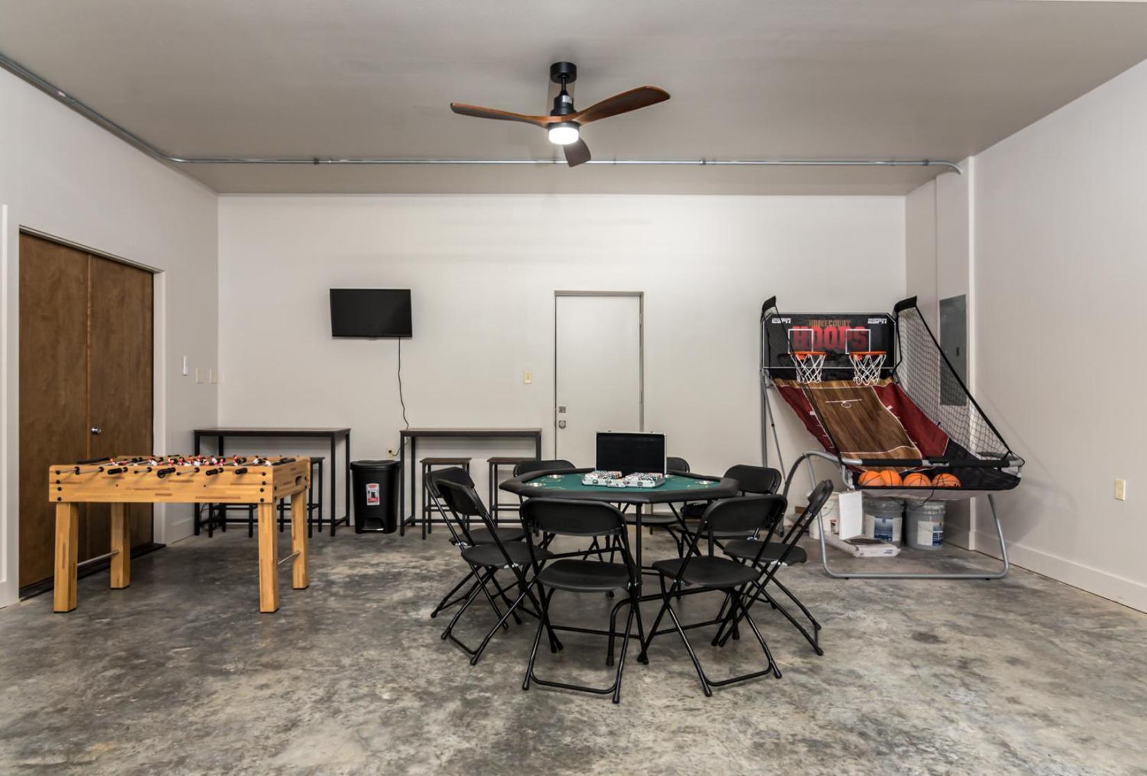 Amazing downtown location for groups! view 3