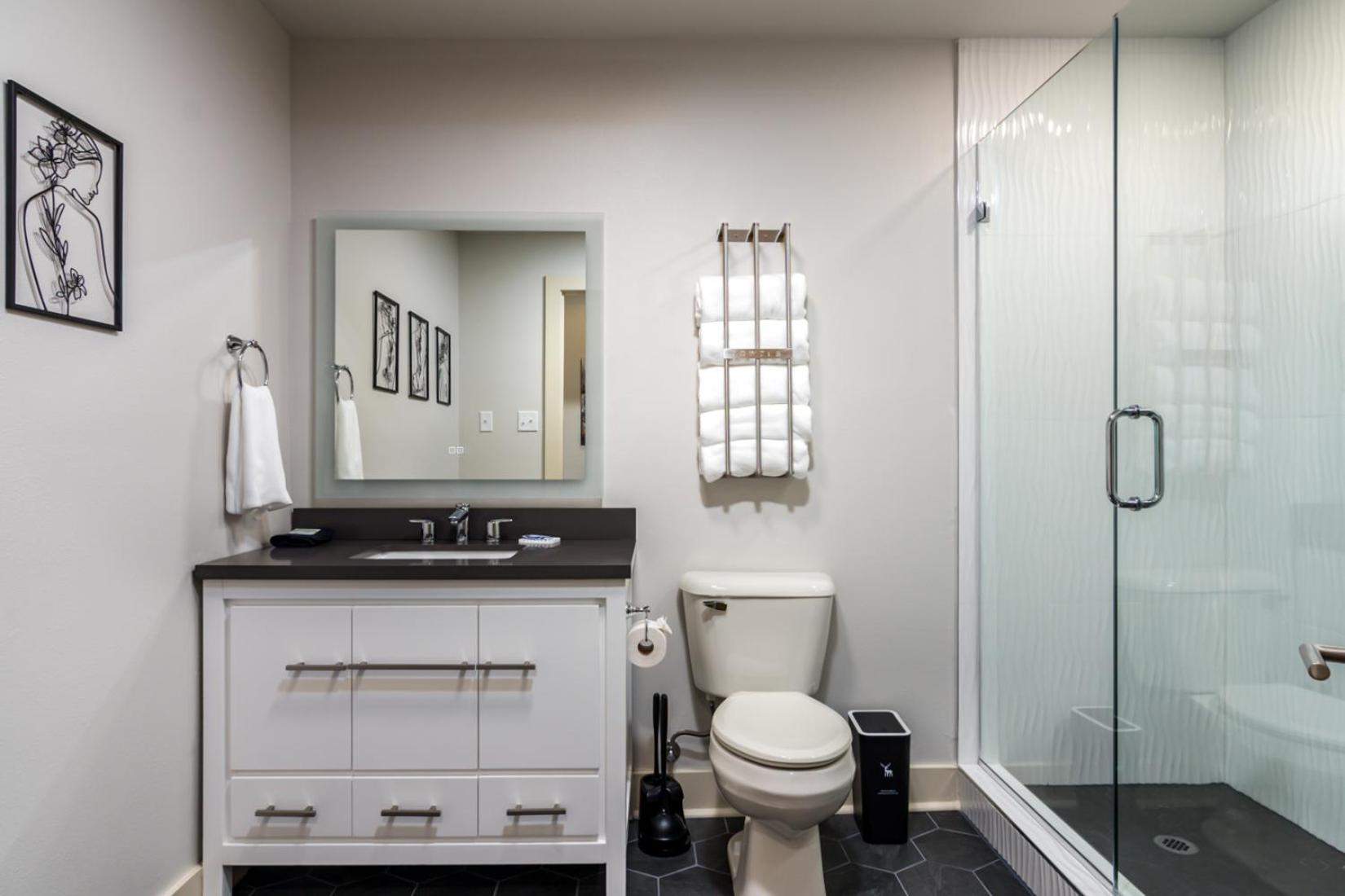 Amazing downtown location for groups! view 5