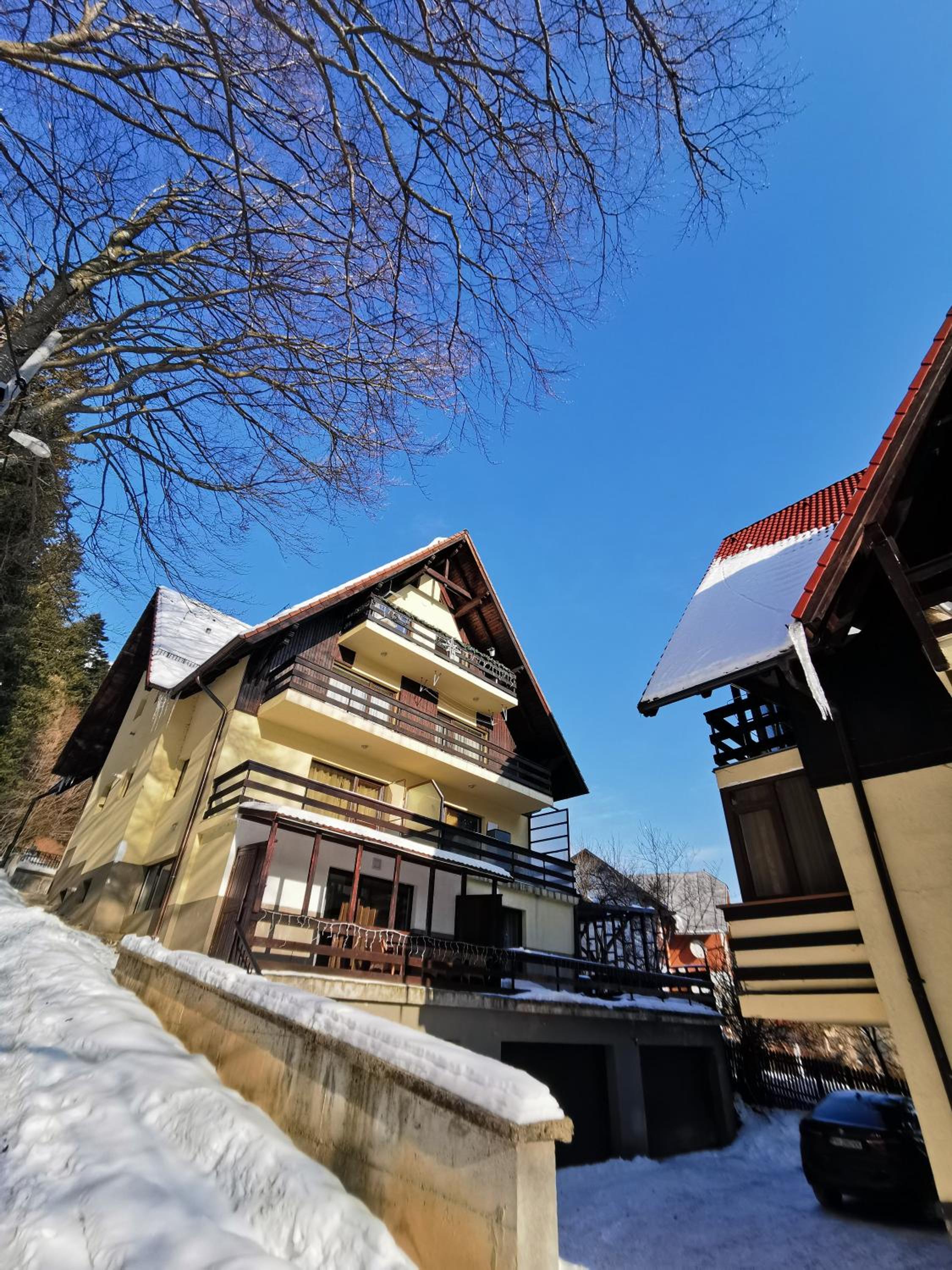 Apartament Kalinderu K1 Bușteni view 5