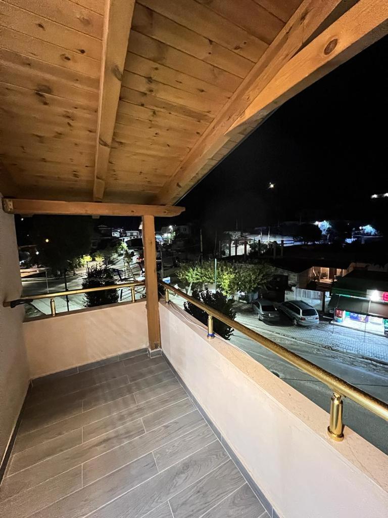 Trip-Stop Apartments
