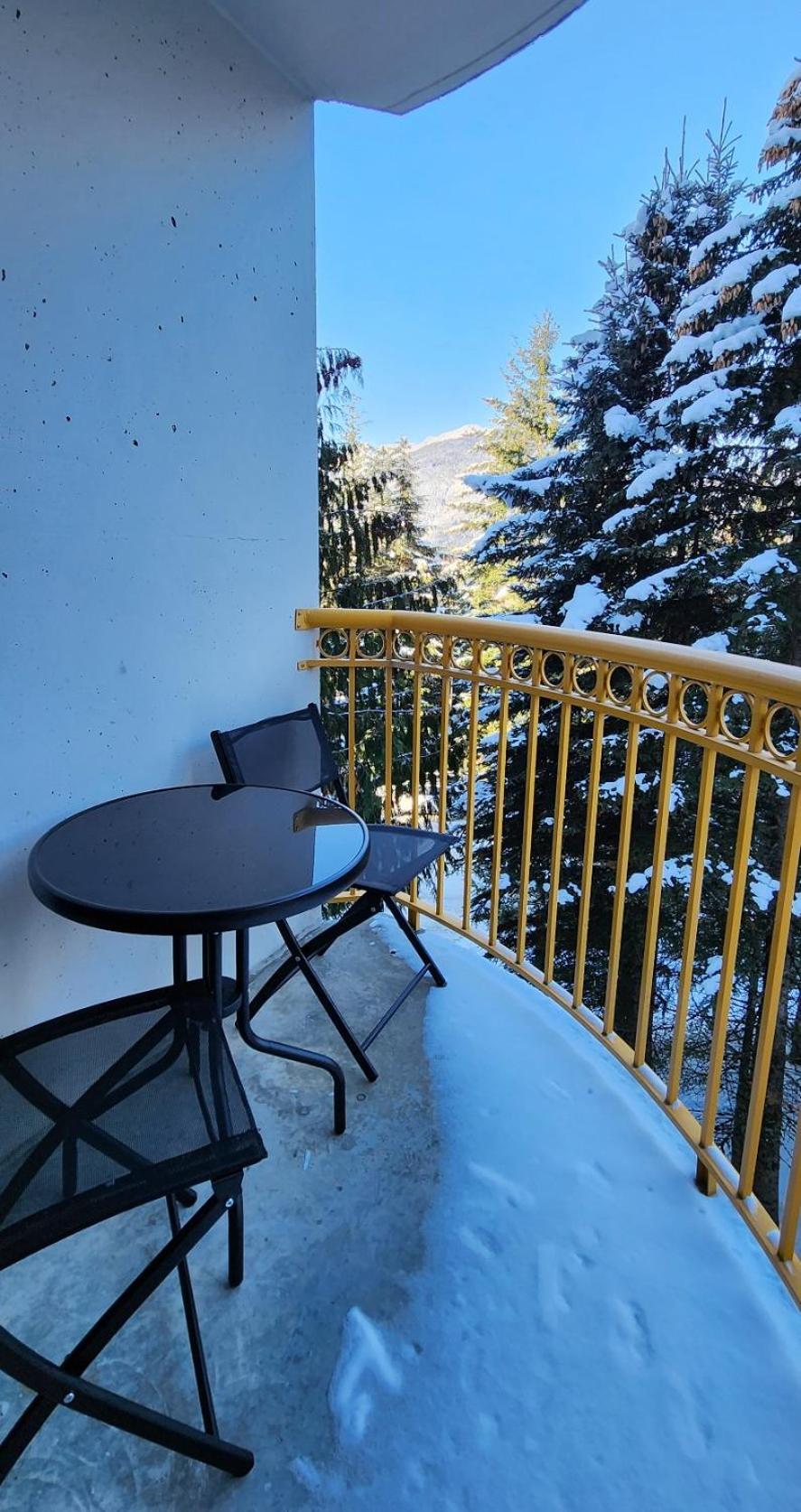 1BR in Marquise, Dog Friendly, Close to Ski Hill, Pool, Sauna, Hot Tub, Fitness Suite, AC