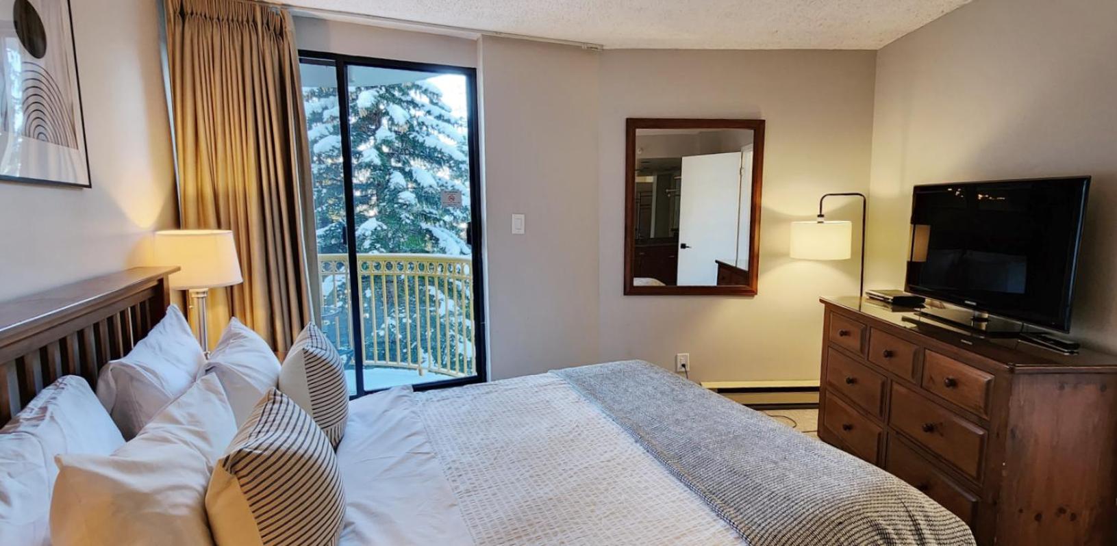 1BR in Marquise, Dog Friendly, Close to Ski Hill, Pool, Sauna, Hot Tub, Fitness Suite, AC
