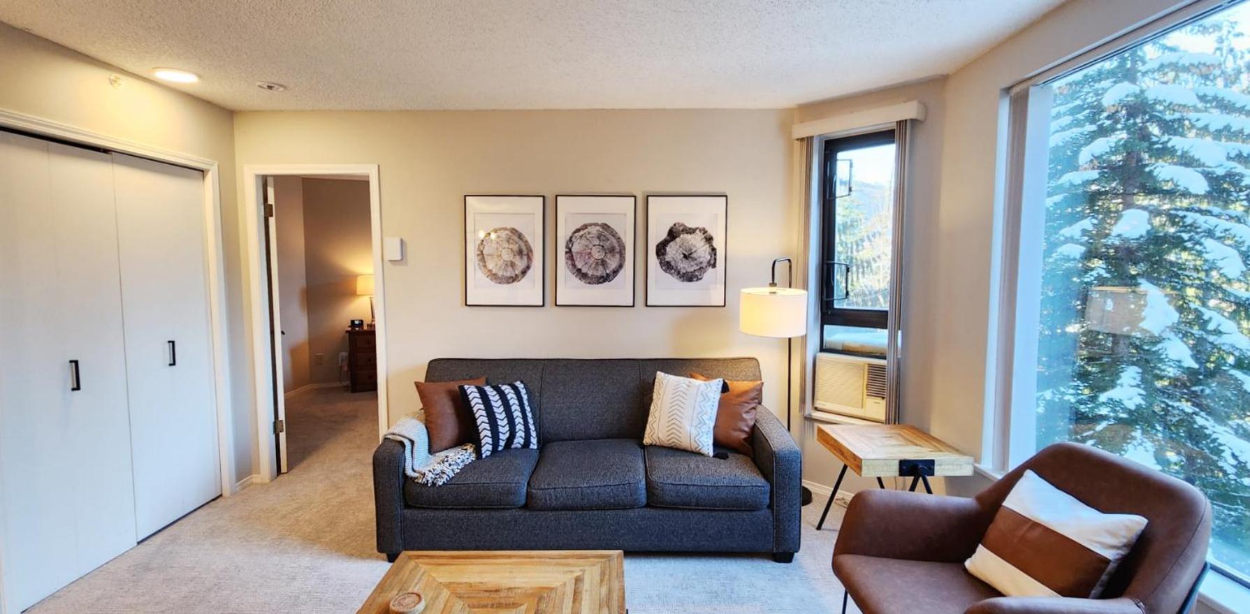 1BR in Marquise, Dog Friendly, Close to Ski Hill, Pool, Sauna, Hot Tub, Fitness Suite, AC