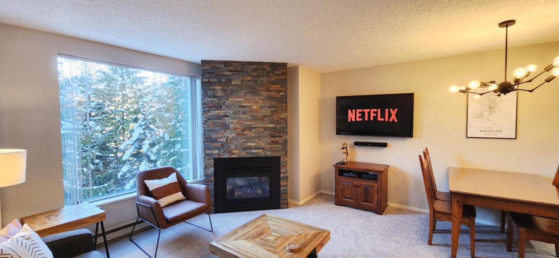 1BR in Marquise, Dog Friendly, Close to Ski Hill, Pool, Sauna, Hot Tub, Fitness Suite, AC