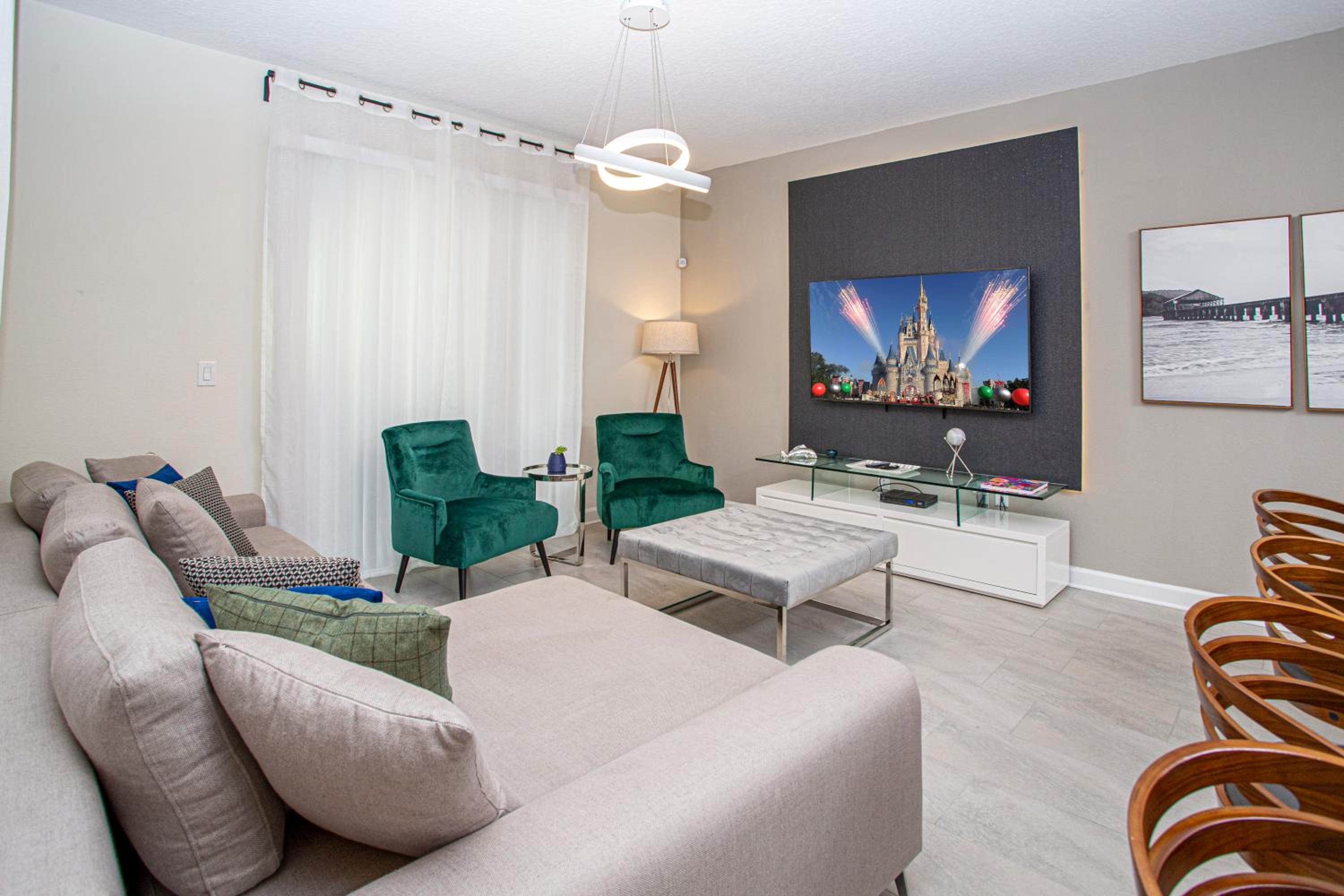 Gorgeous 4 Bedroom w/ Pool Close to Disney 4836 - Image 4