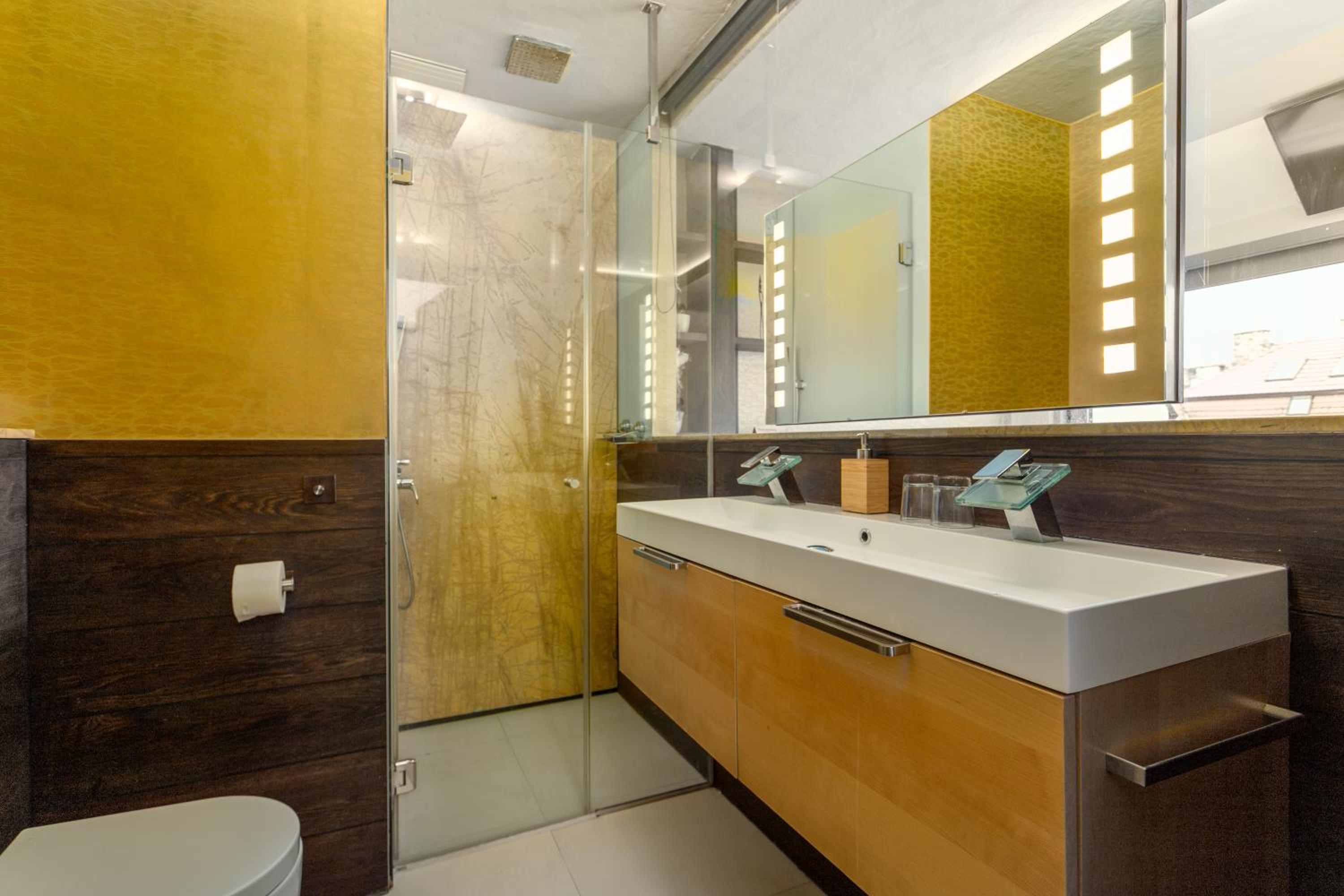 ParliamentPenthouse B&B with Rooftop Terrace